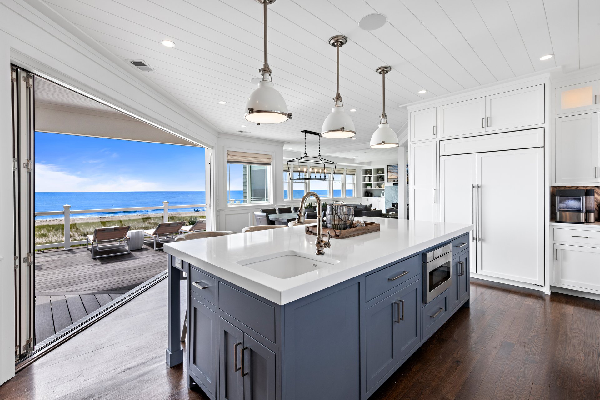 161 F Long Beach Blvd