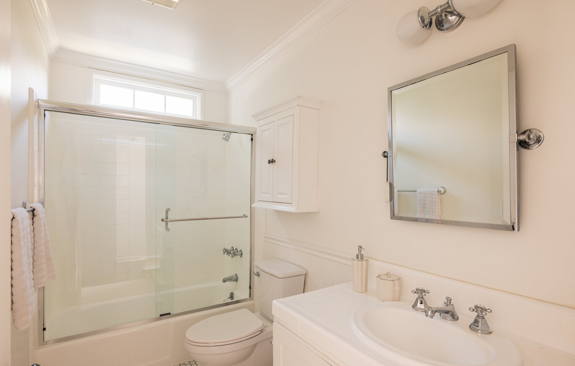 14030 Roblar Rd, Sherman Oaks 