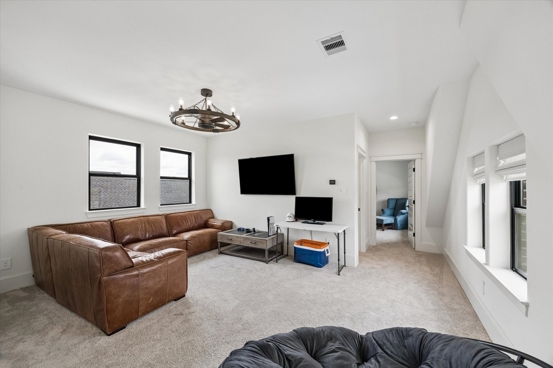 301 W. Viejo Dr
