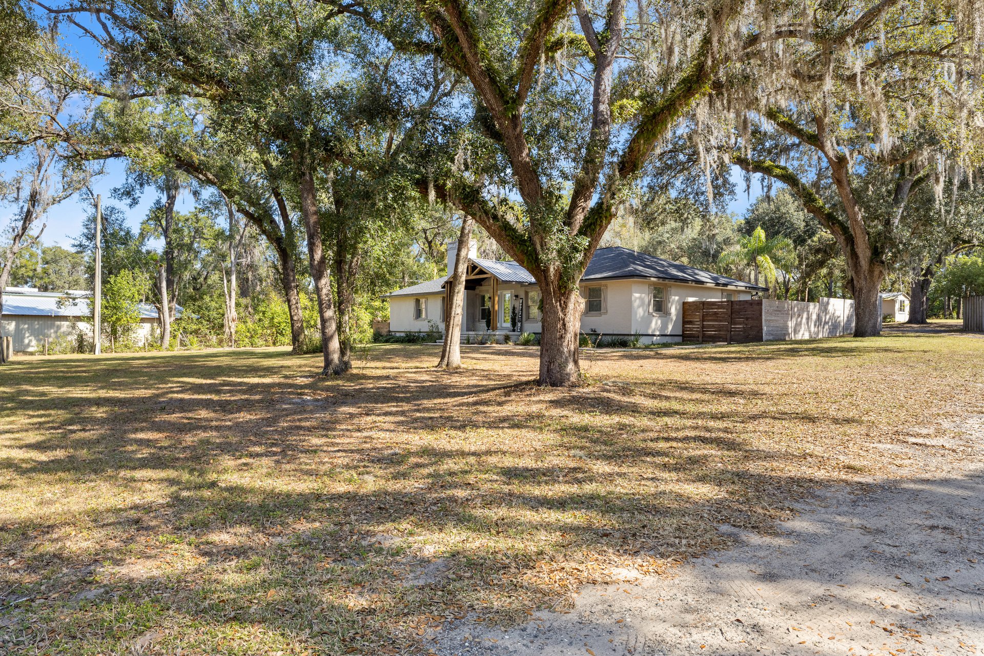 12414 FORT KING RD
