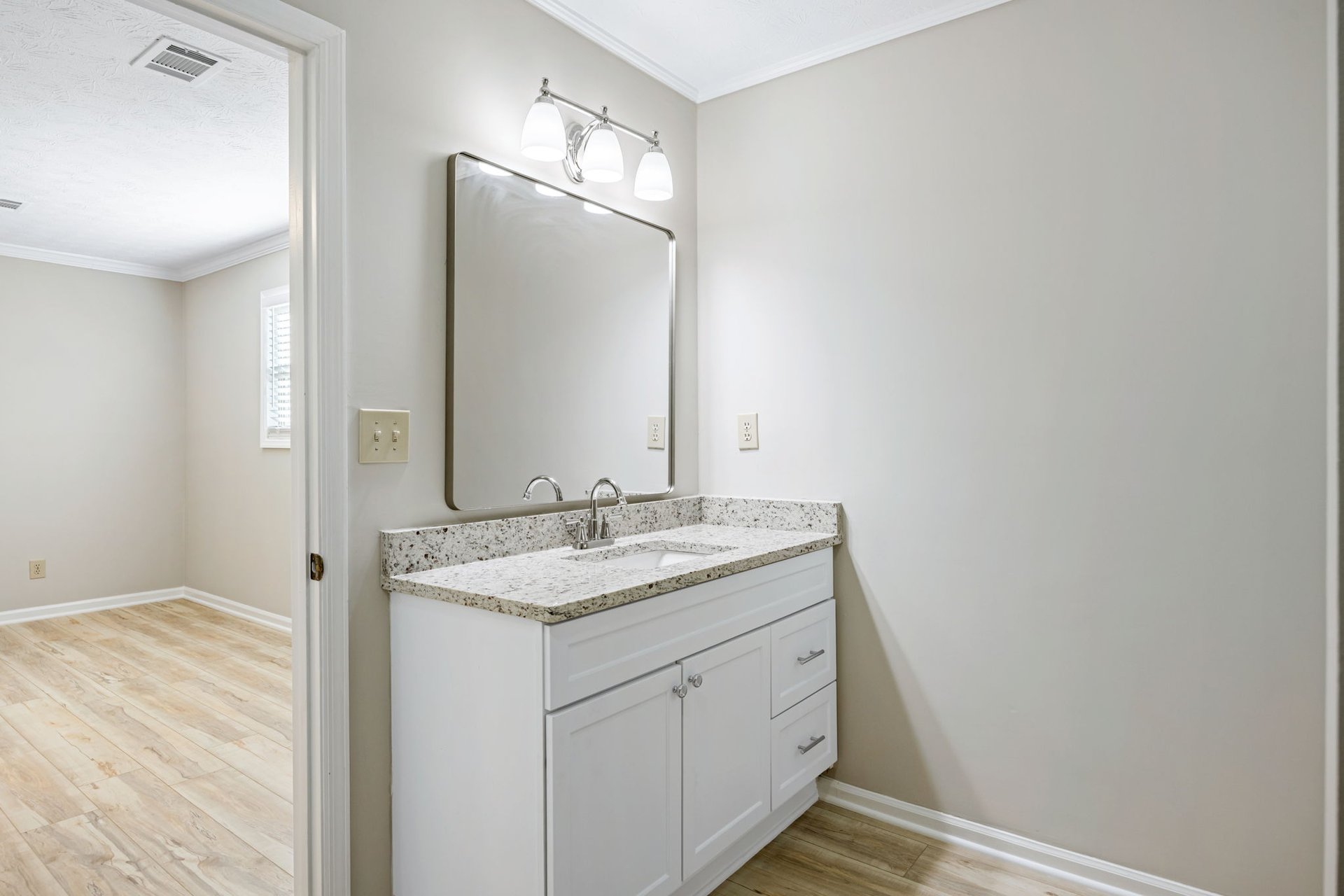 1107 Sanfords Walk, Tucker, GA 30084