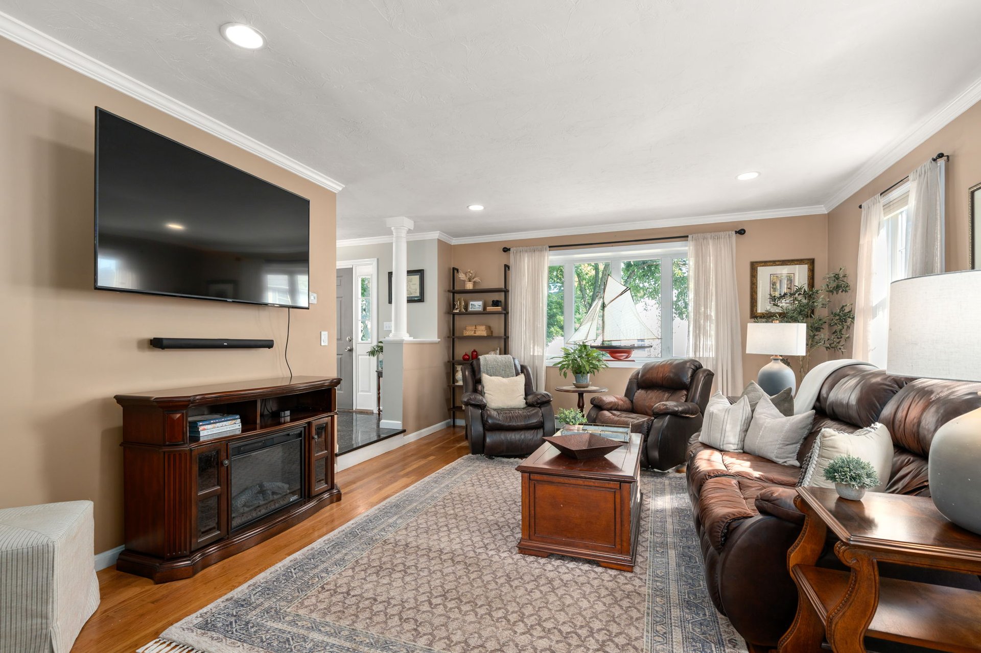 11 Williams St