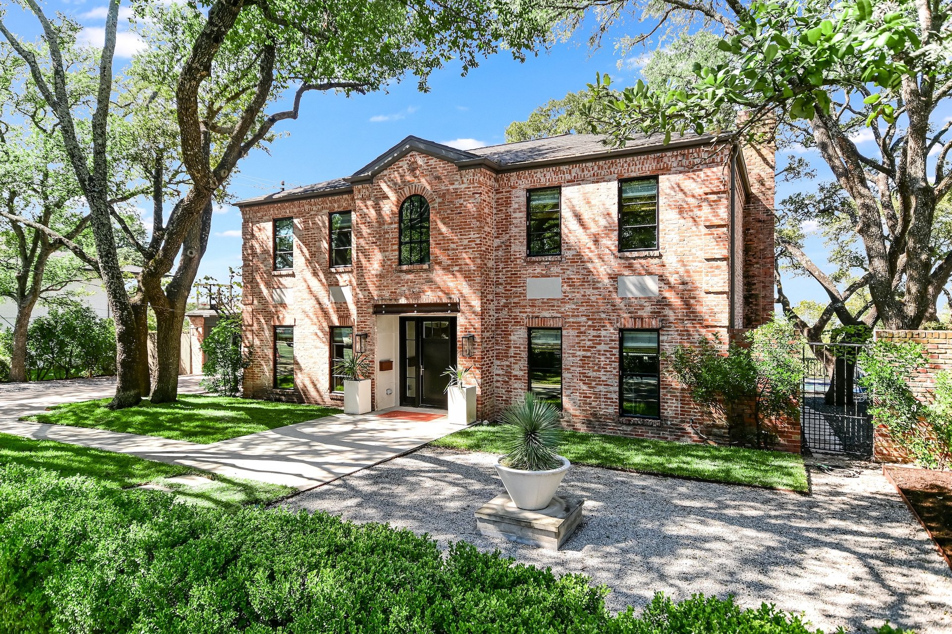 6510 Mesa Drive