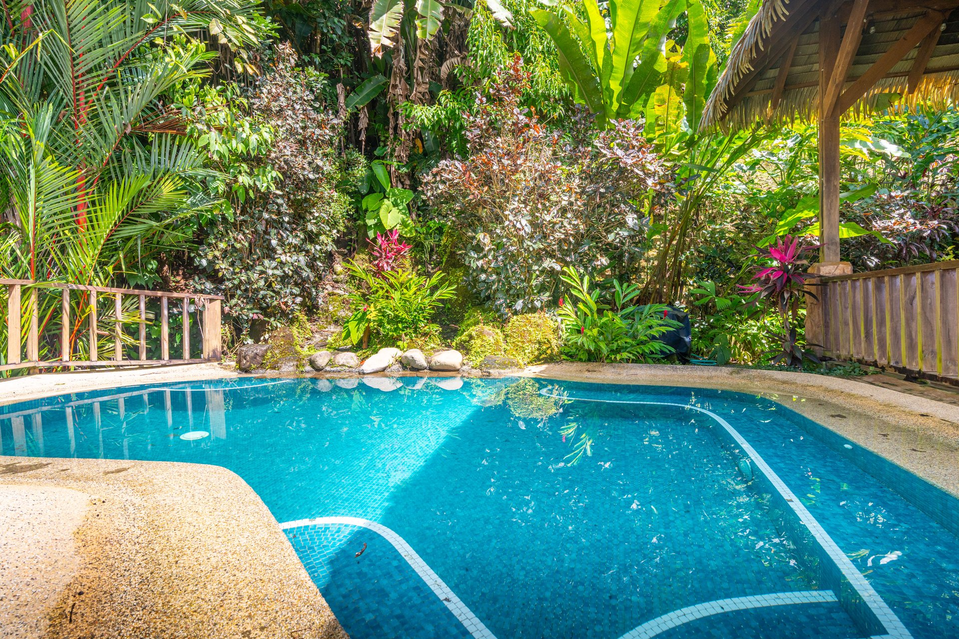 VILLA KRISTINA MARIA - 3.84 ACRES - PERLA DE BALLENA ESTATES