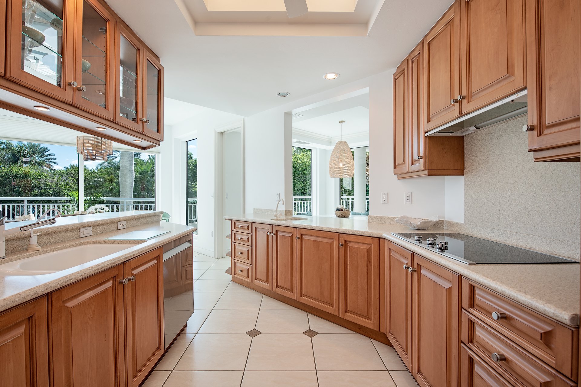 4151 Gulf Shore BLVD N 201