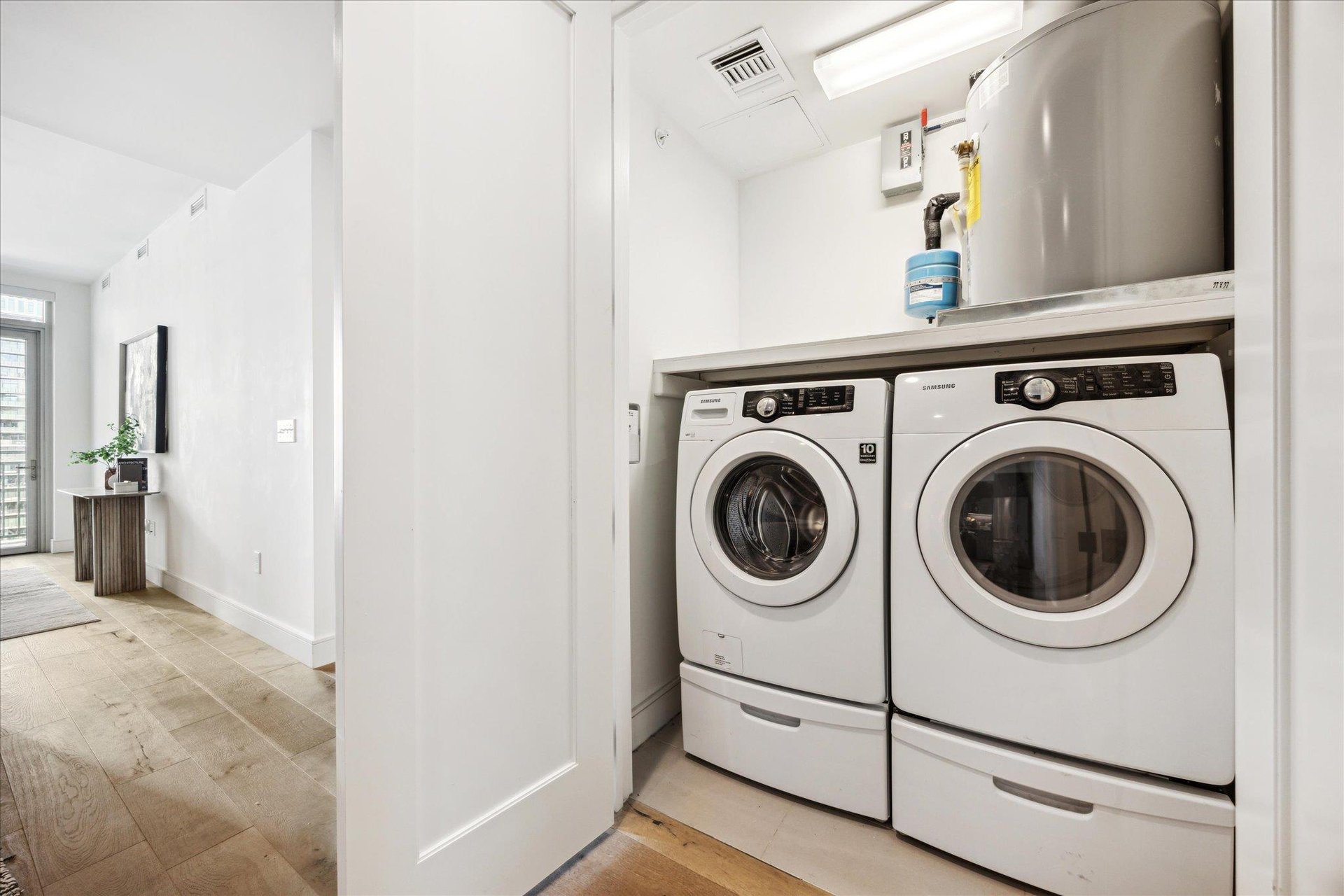 222 West Avenue #2403