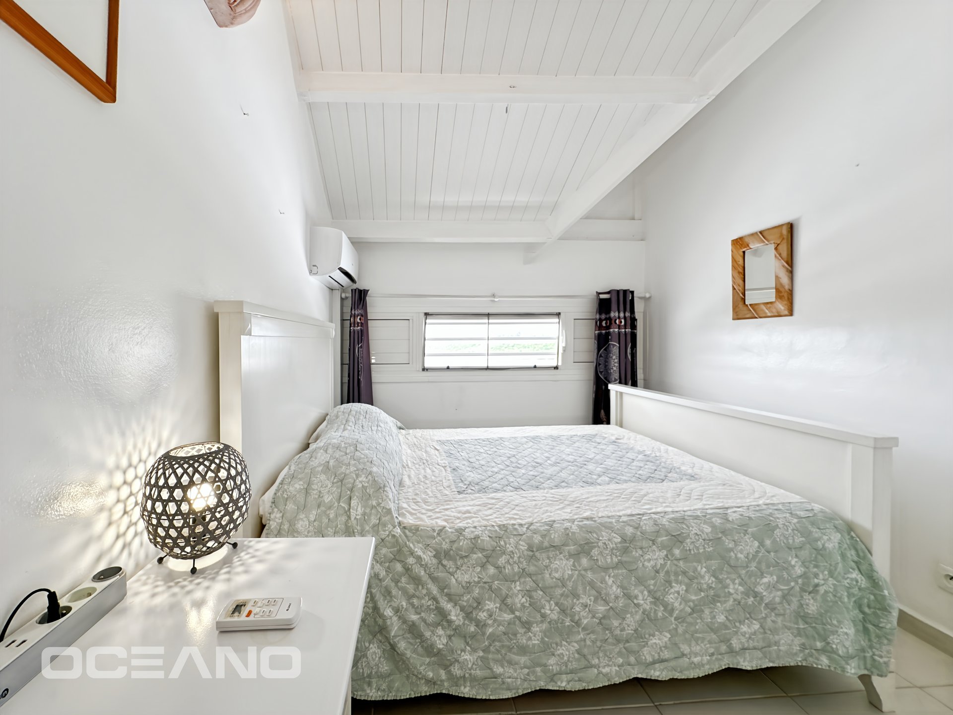 EXCLUSIVE : Sea View 2-Bedroom Apartment – IDOLEM Residence, Charm & Potential – IDOLEM Residence, Charm & Potential