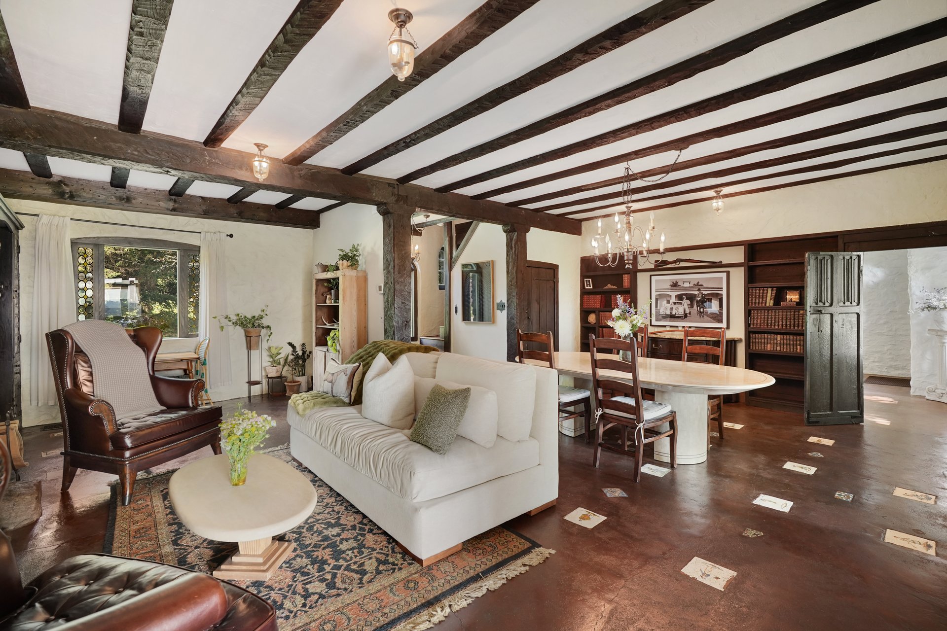283-289 Starr Ridge Road Unit: 283-289 and 299