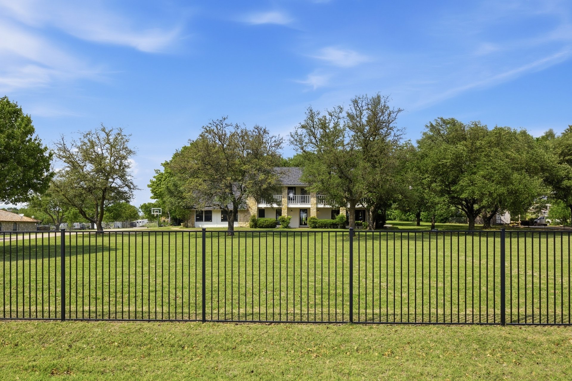 Acreage, Updated, All Near All Saints Episcopal School