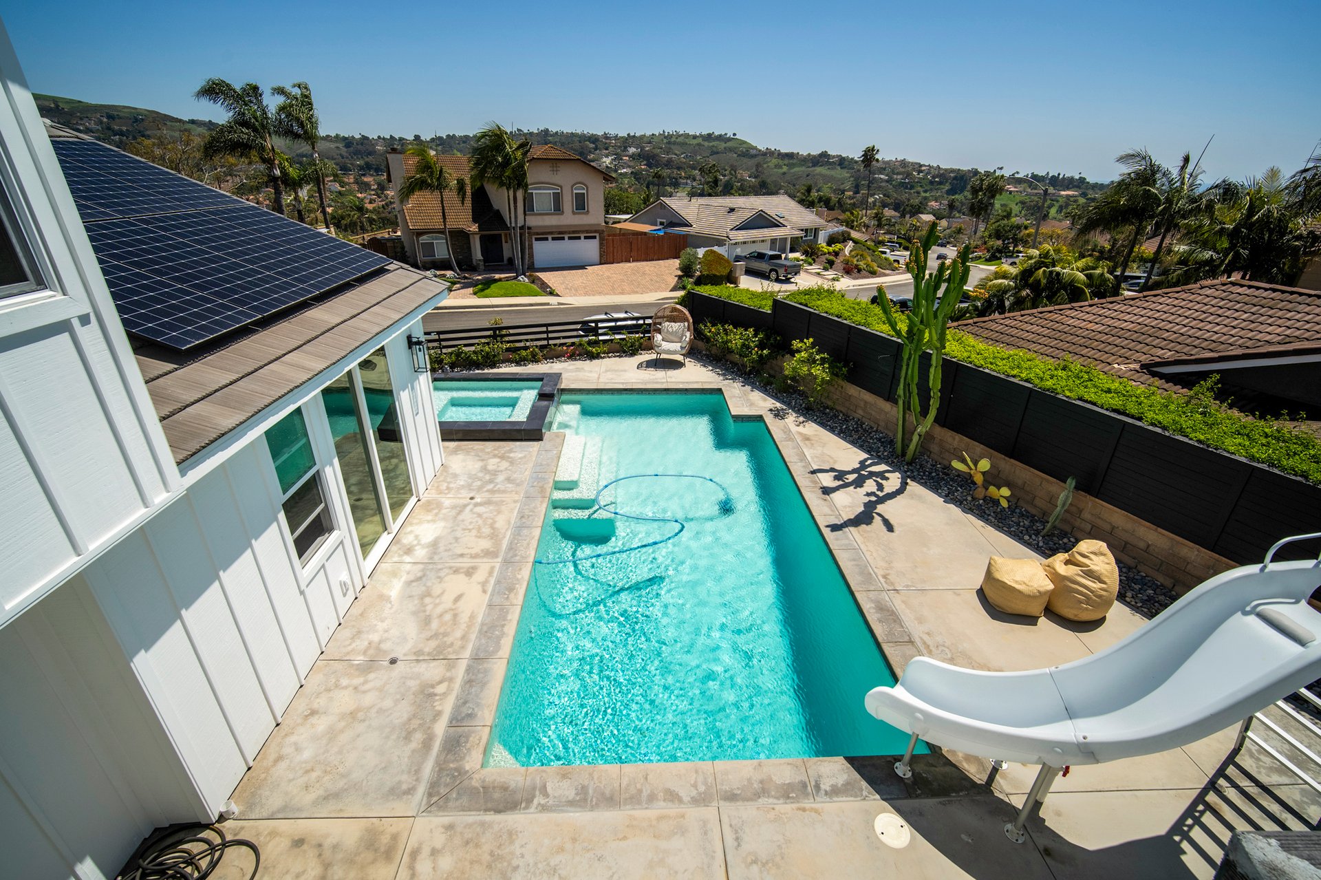 2930 Estancia