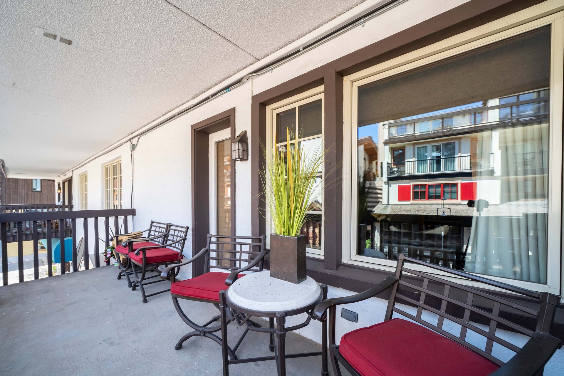 The Lodge at Vail Condominiums #262