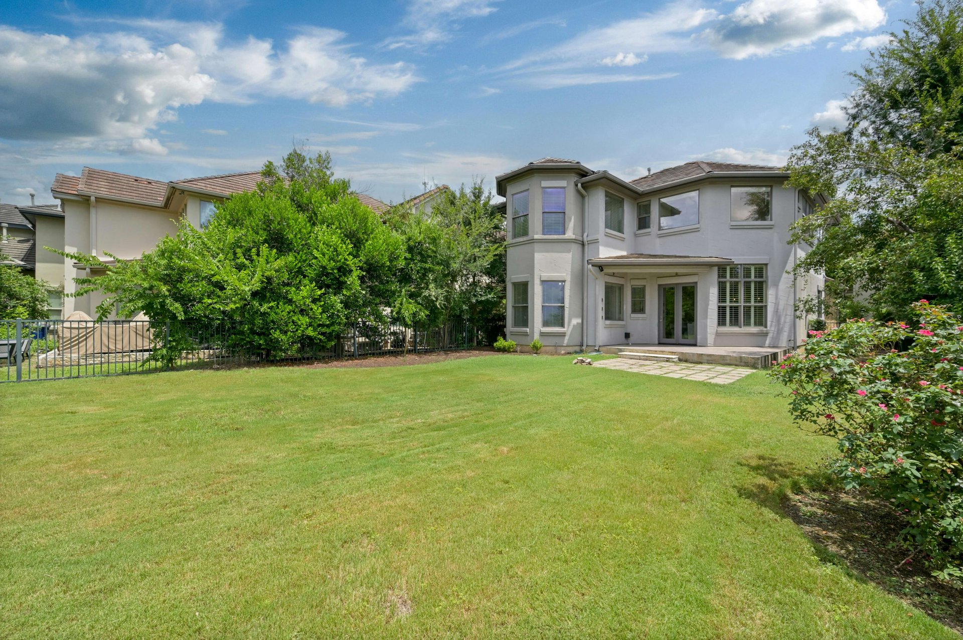 2800 Waymaker Way #20