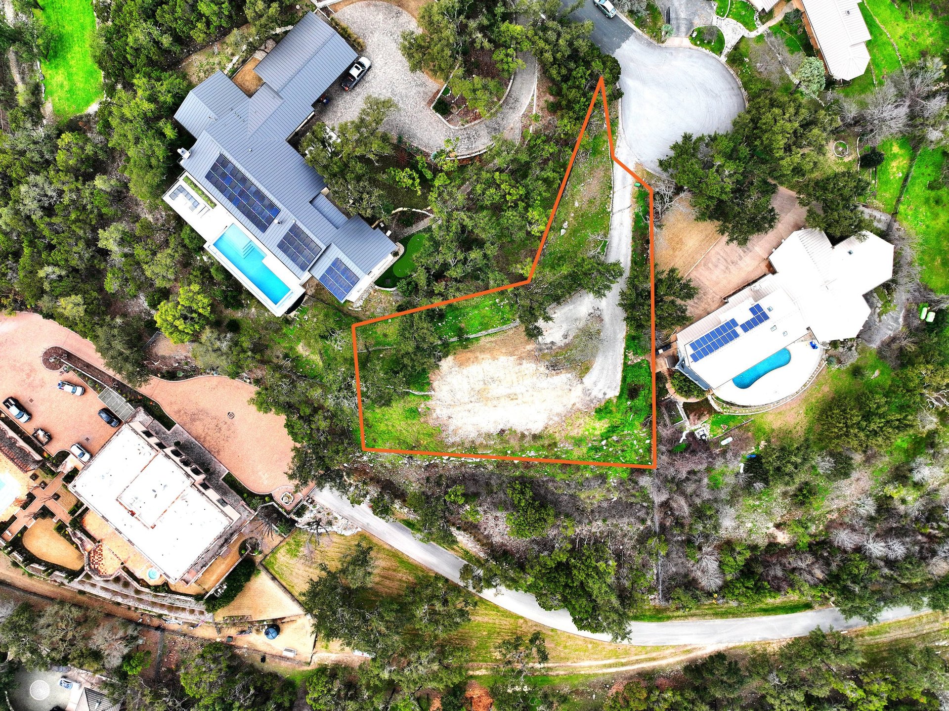 2507 Camino Alto