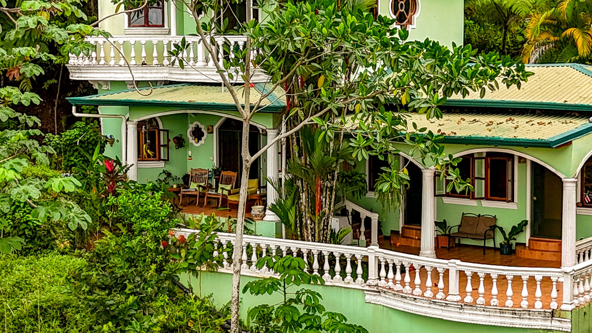 Ocean View Home for Sale in Ojochal with Pool & Jungle Views