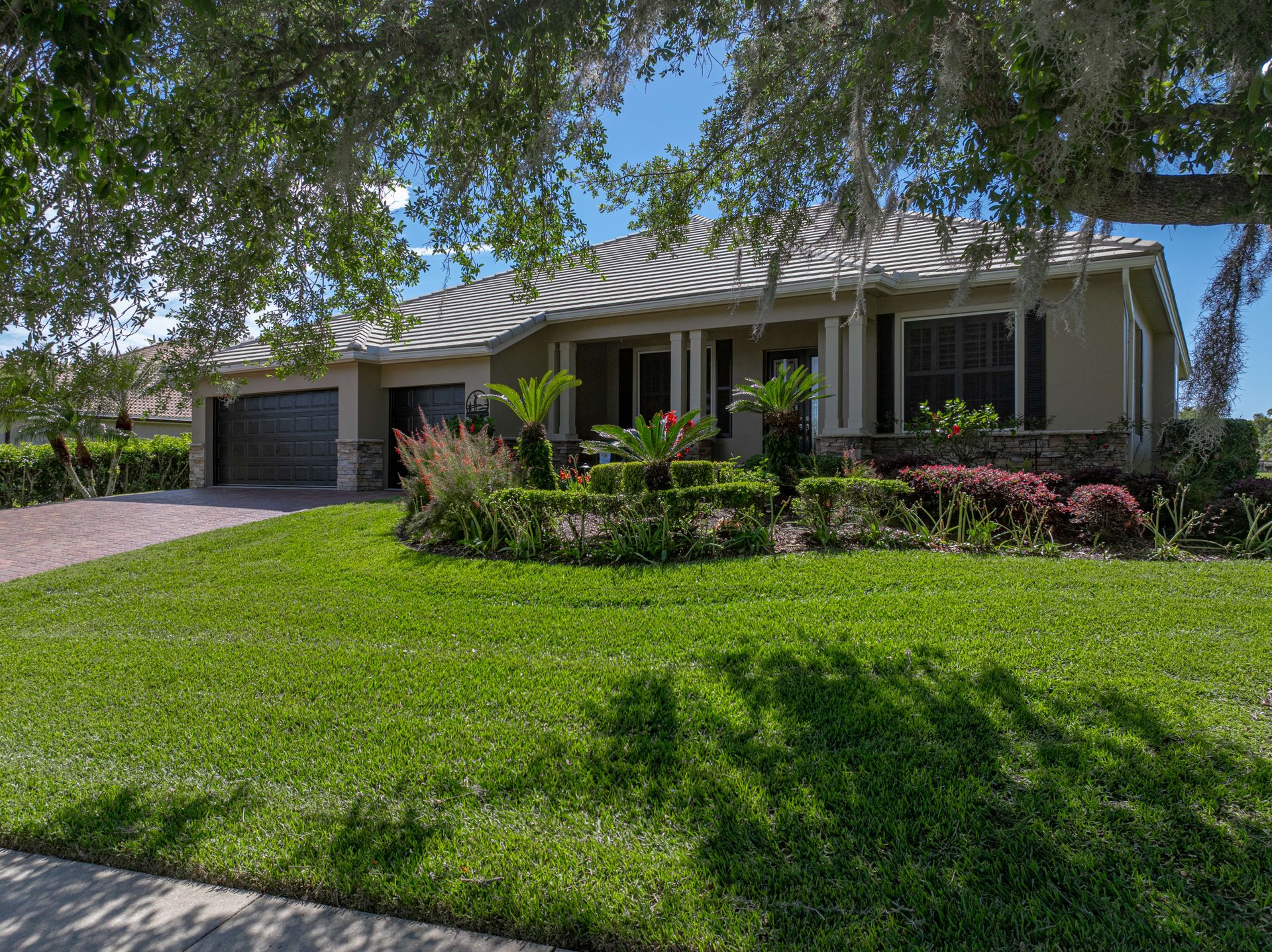 12645 GRAND TRAVERSE DR
