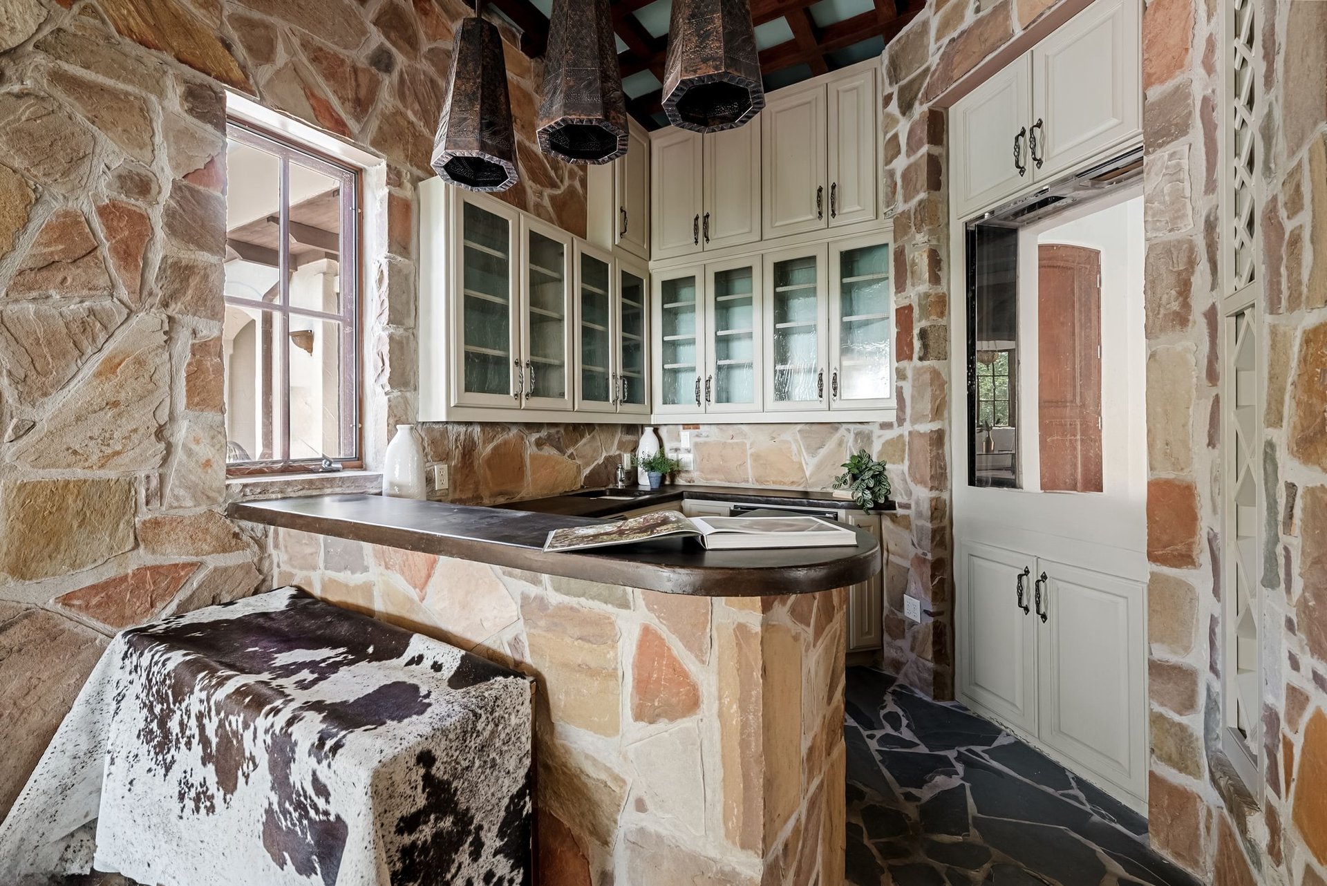 203 Bella Riva Dr