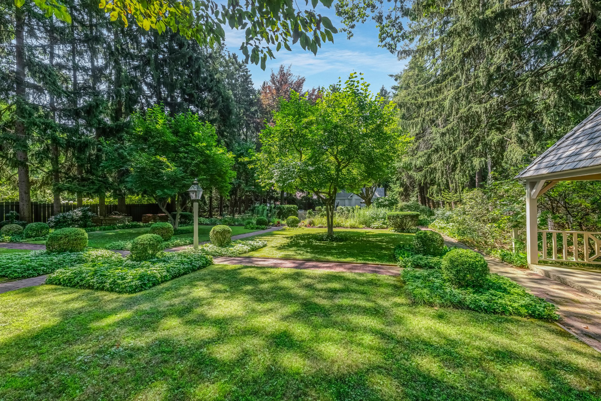 190 Donnelly Dr