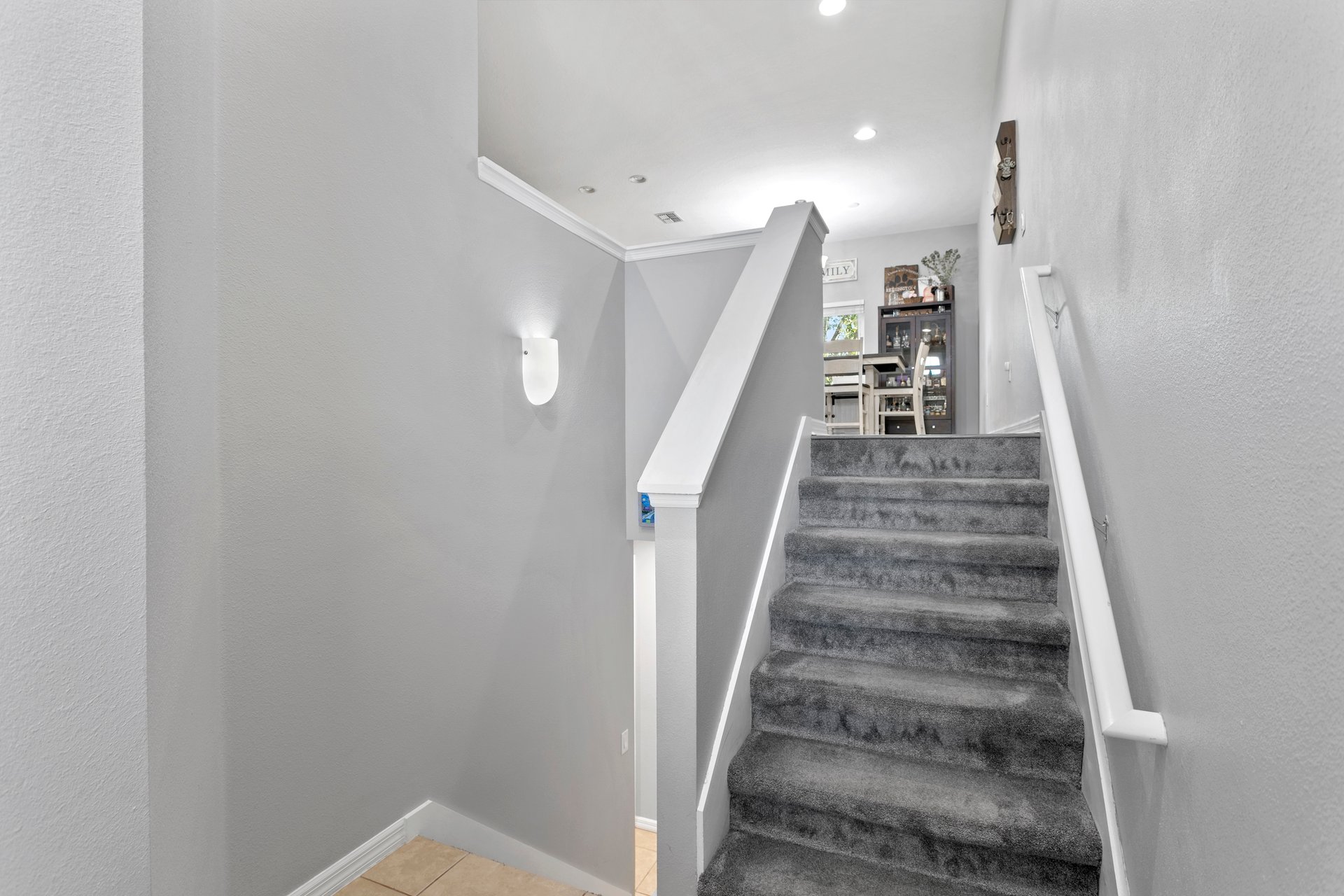 6530 BISCAYNE SHORE LN
