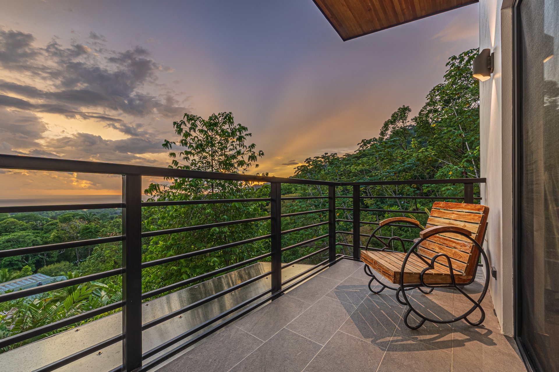 Casa Markissa – Luxury Oceanview Villa with Proven Rental Income.