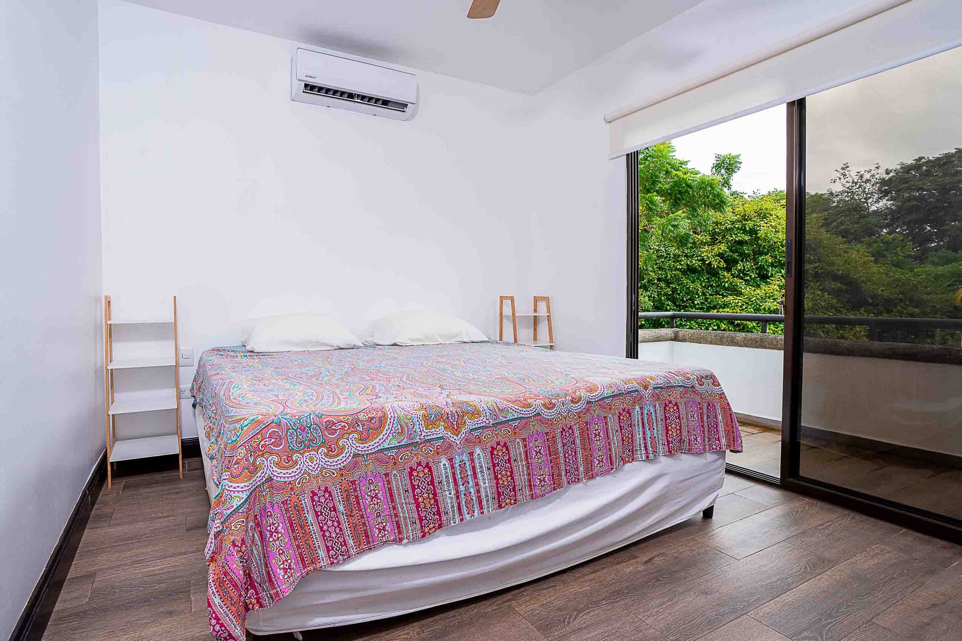 El Sandal #9 | 3 Bedroom Townhome, 10 Mins to the Beach - Seller Financing Available!