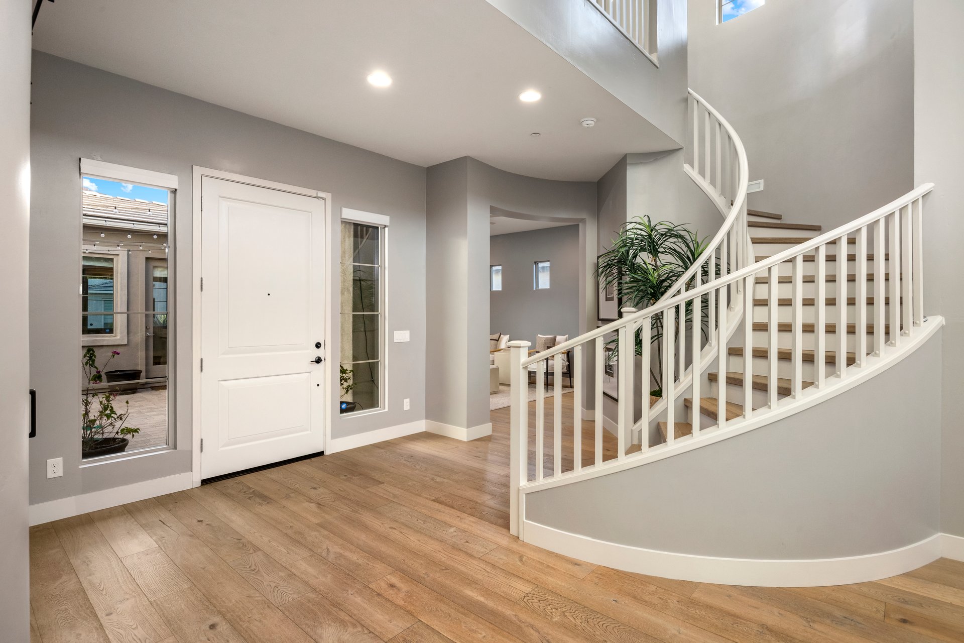 3020 E LOS GATOS Drive