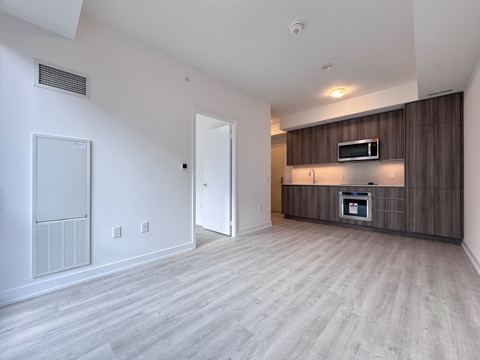 15 Richardson Street Unit: 1021