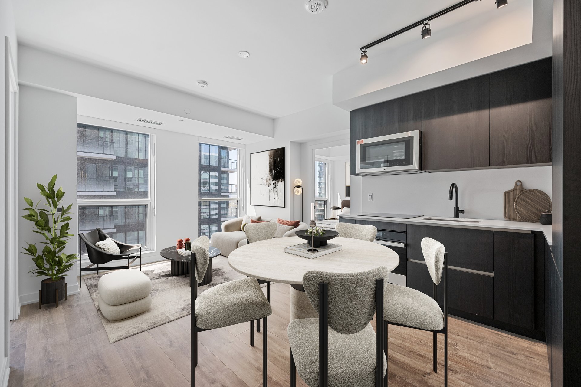 327 King Street W, Toronto C01 Unit: 4304