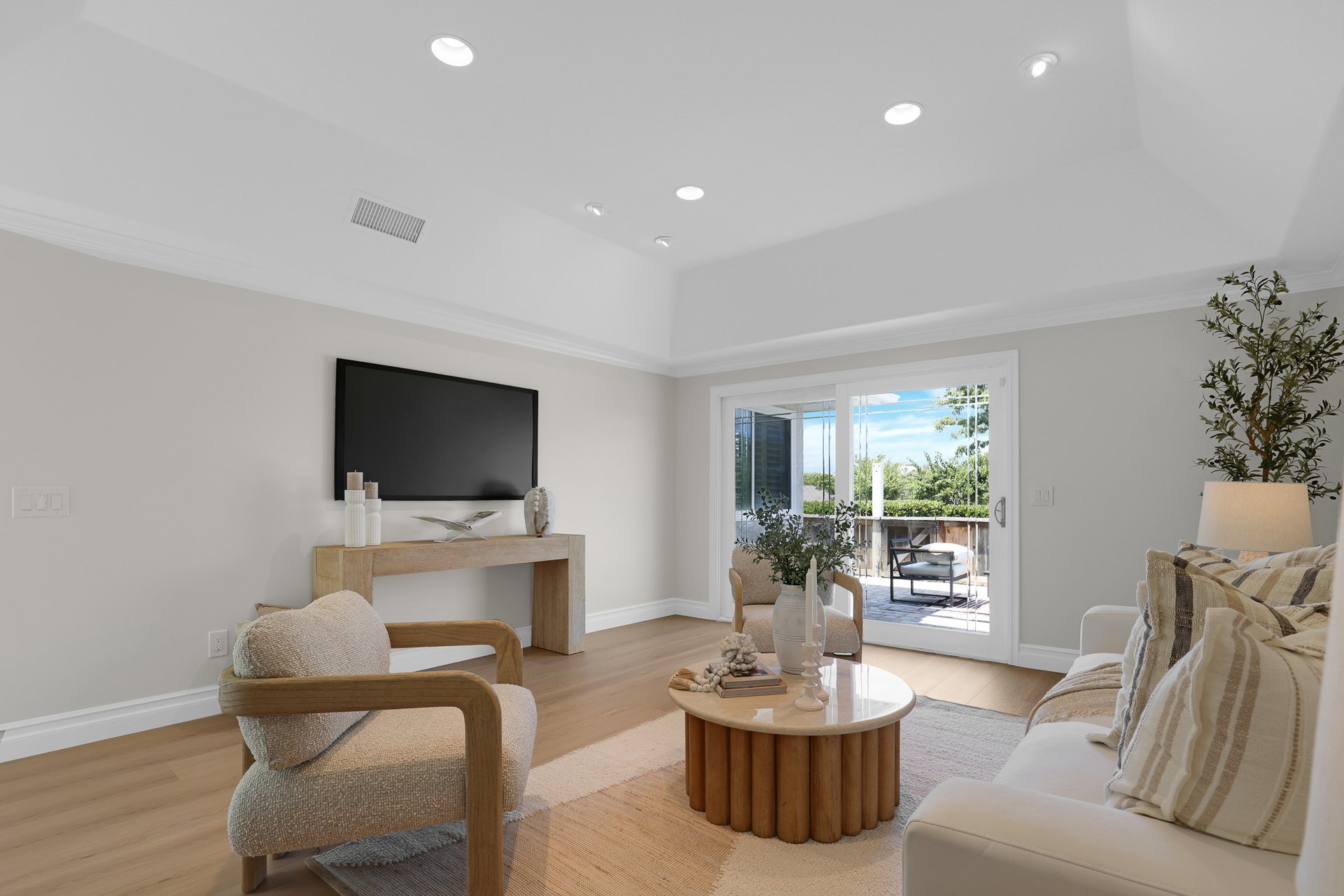 3396 Paseo Halcon