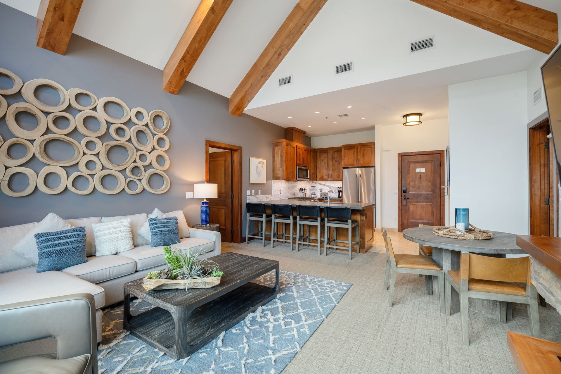 Zalanta Two-Bedroom Penthouse