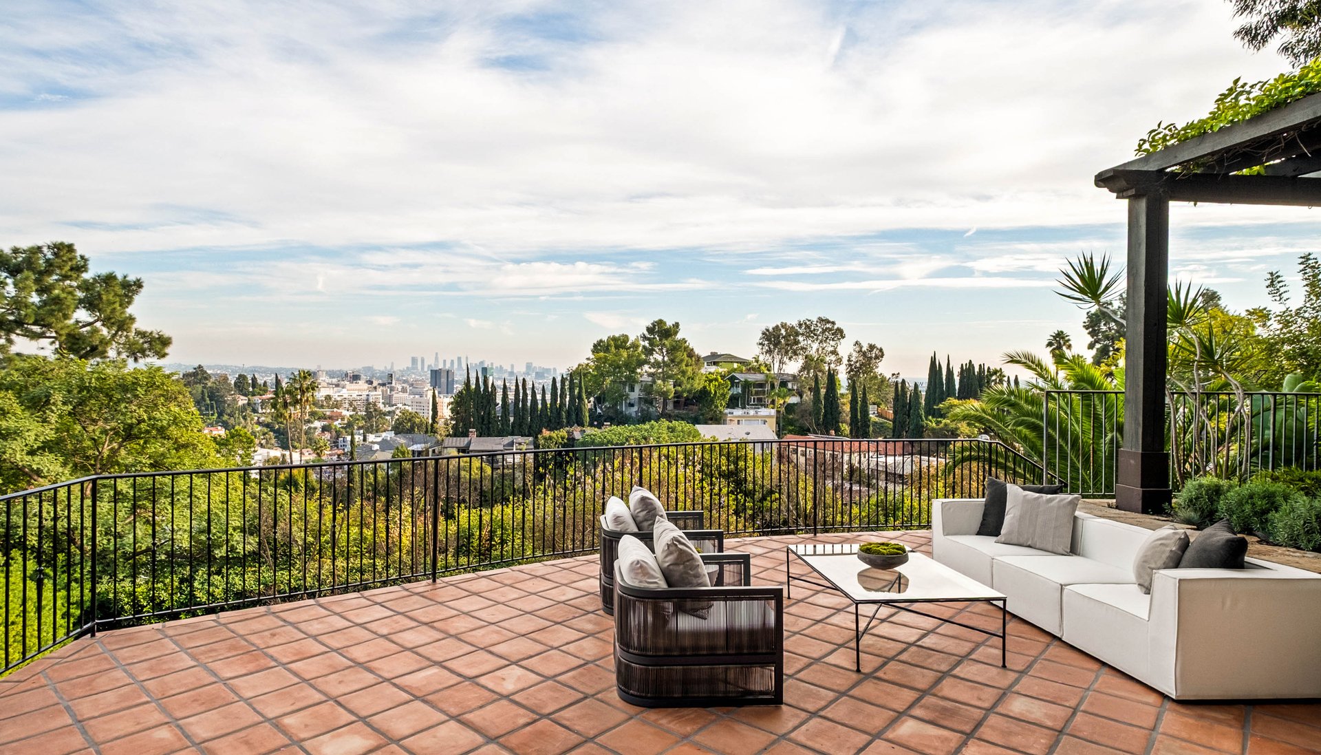 7020 La Presa Dr, Hollywood Hills