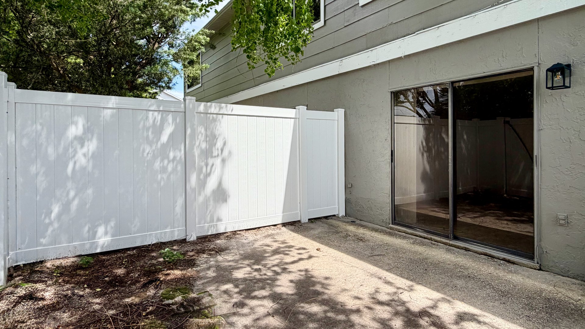 Lake Baldwin Area 2-Bedroom Townhouse for Lease