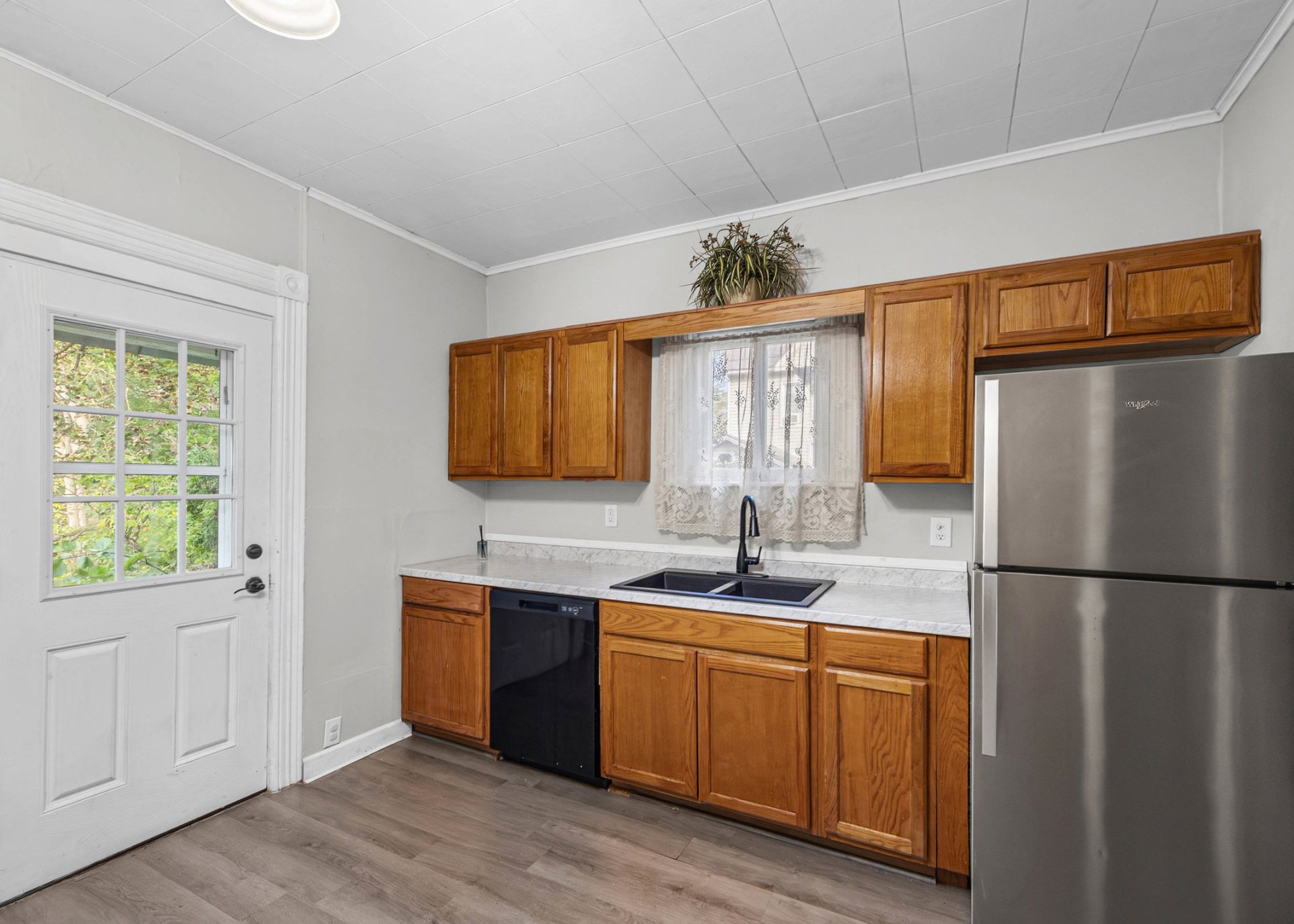194-196 Pulteney St Geneva NY | 2-Unit Duplex for Sale