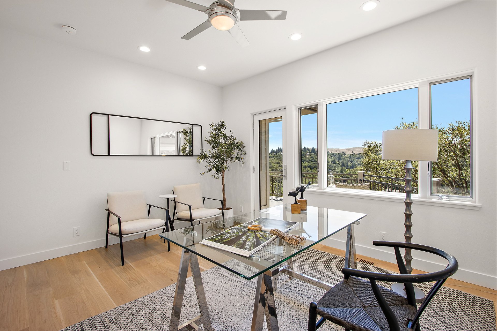 809 Mountain View Dr