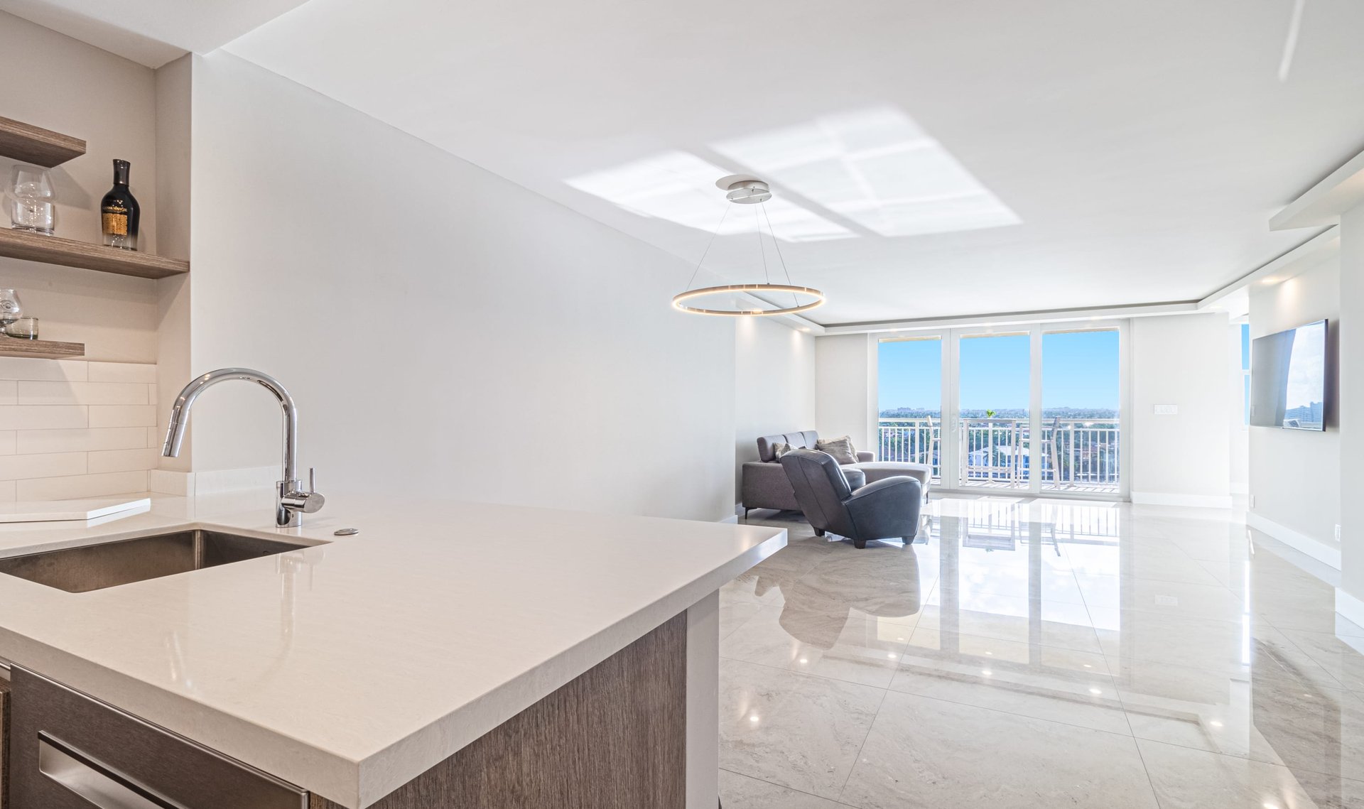 511 Bayshore Dr Unit: PH-6