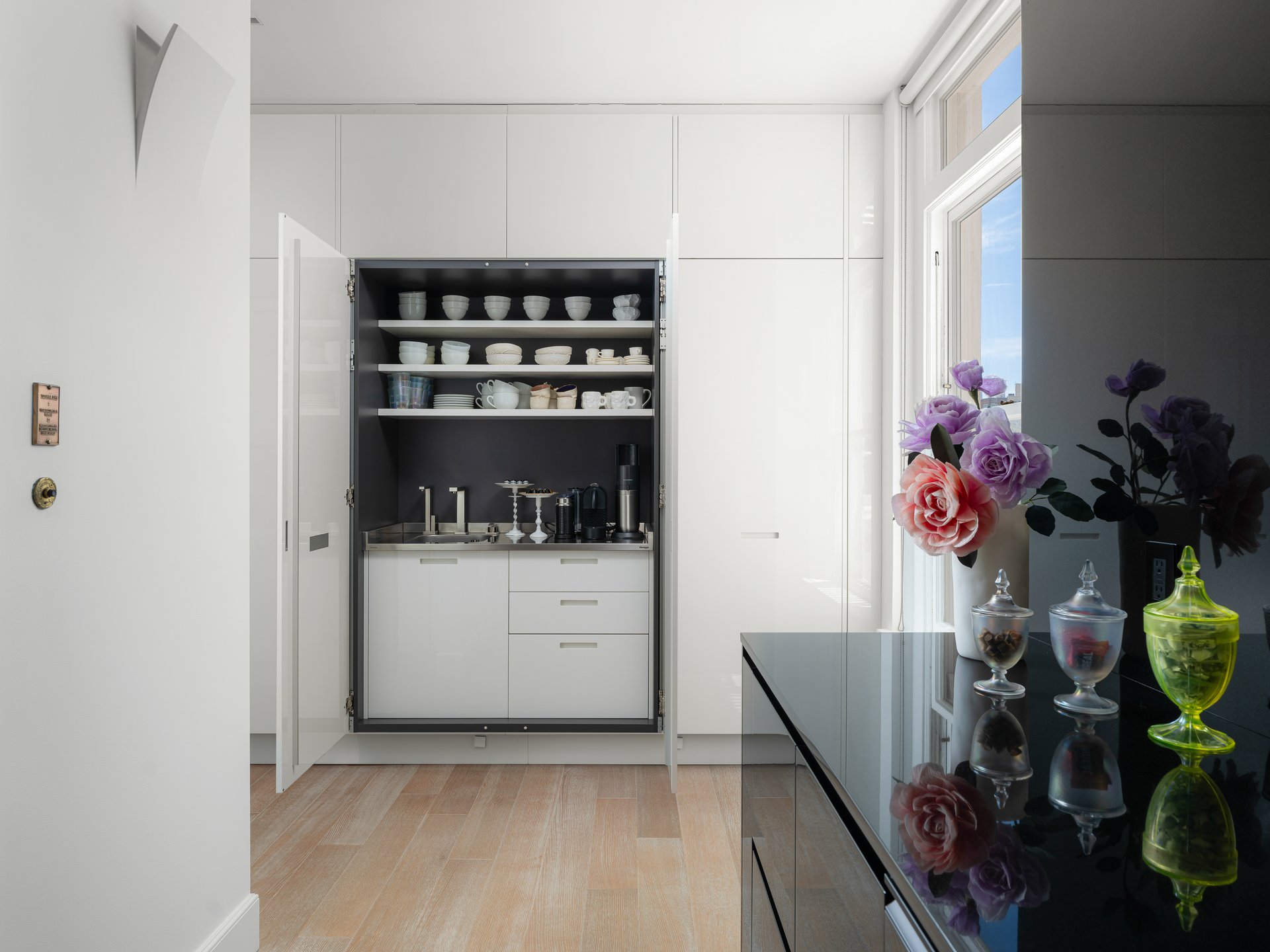 Magnificent Apartment at The Heights