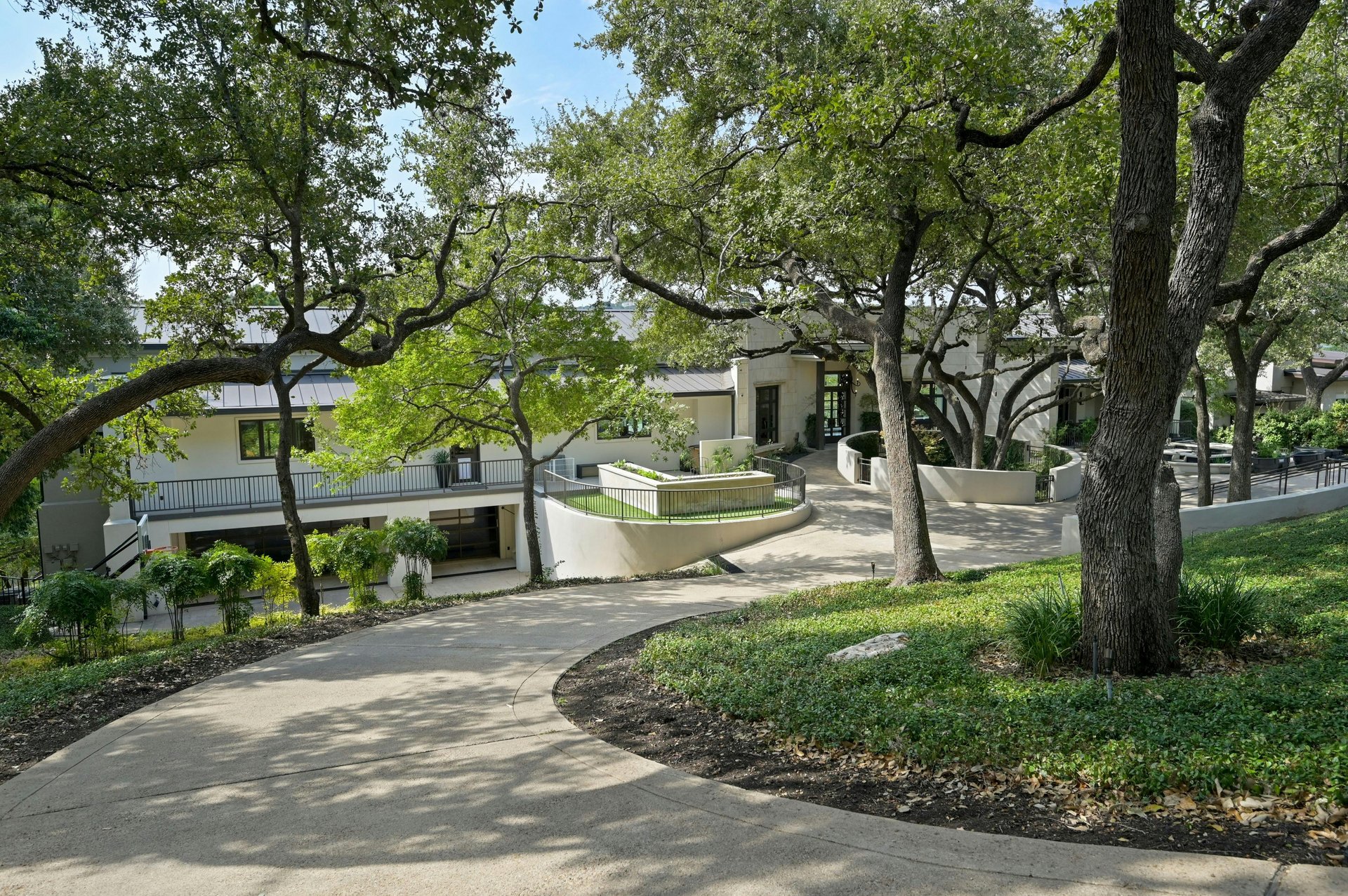4705 Island Cove 