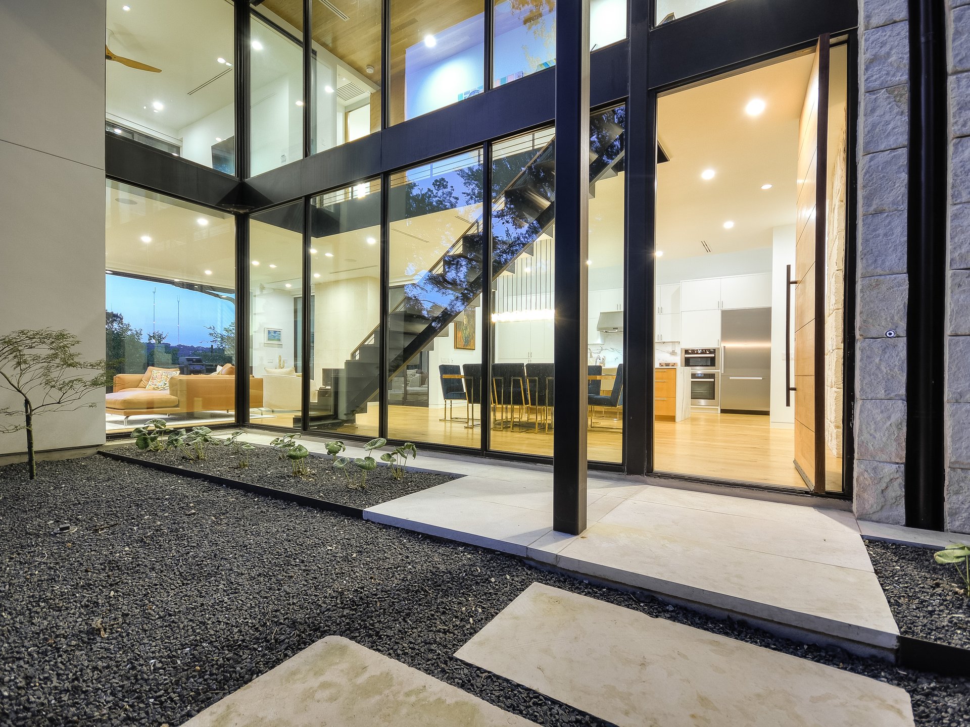 Modern Luxury in Tarrytown
