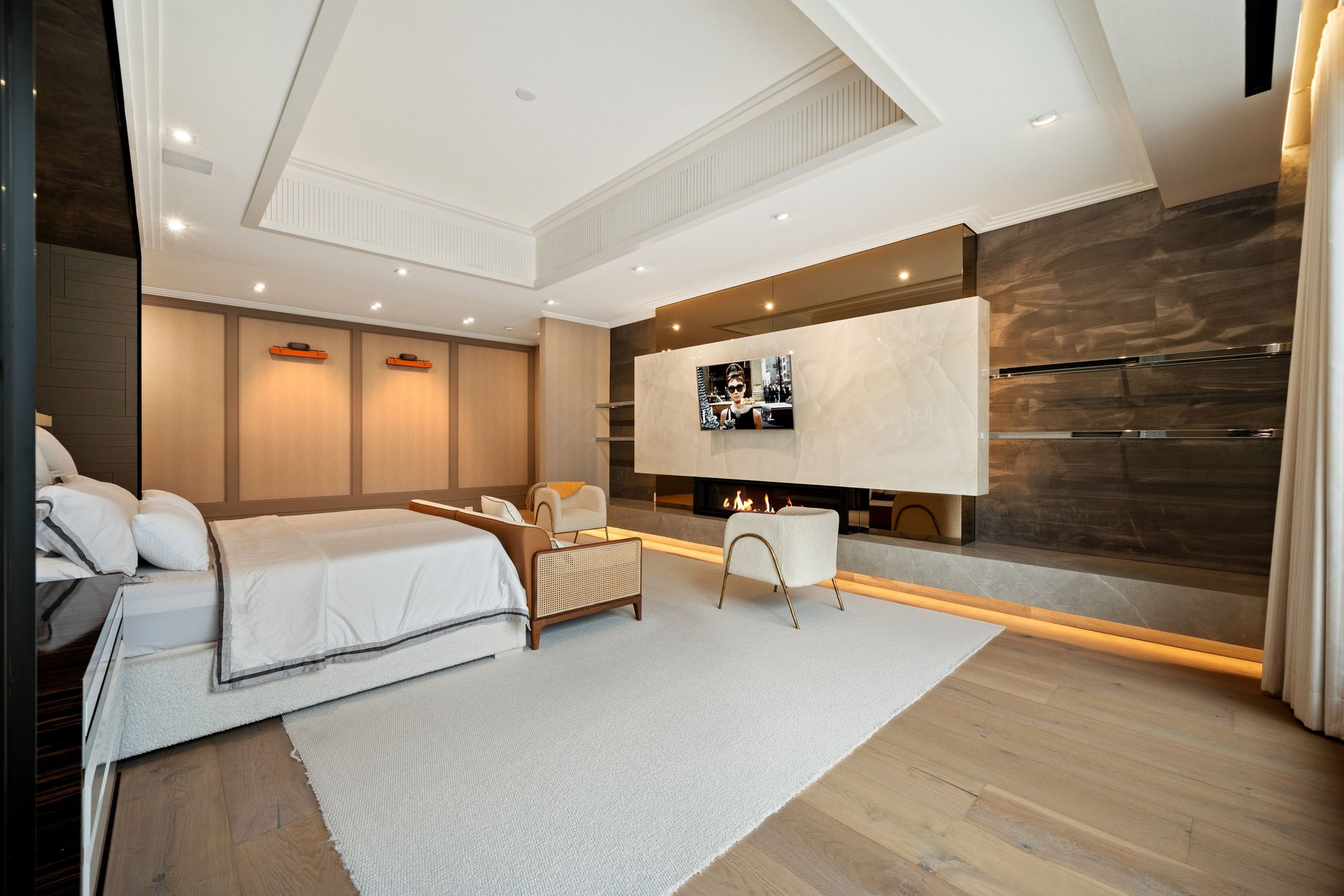 Extraordinary Custom Estate