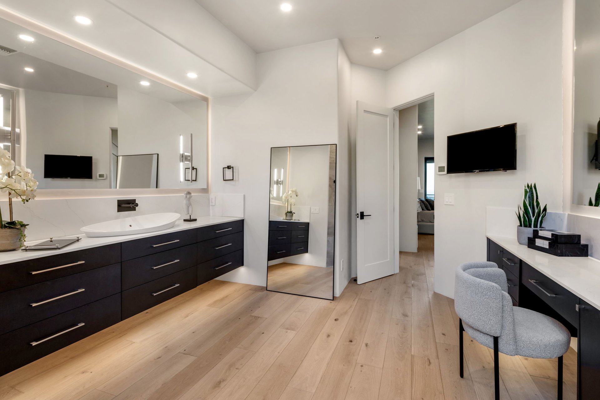 10040 E Happy Valley Road, 1039, Scottsdale Unit: 1039