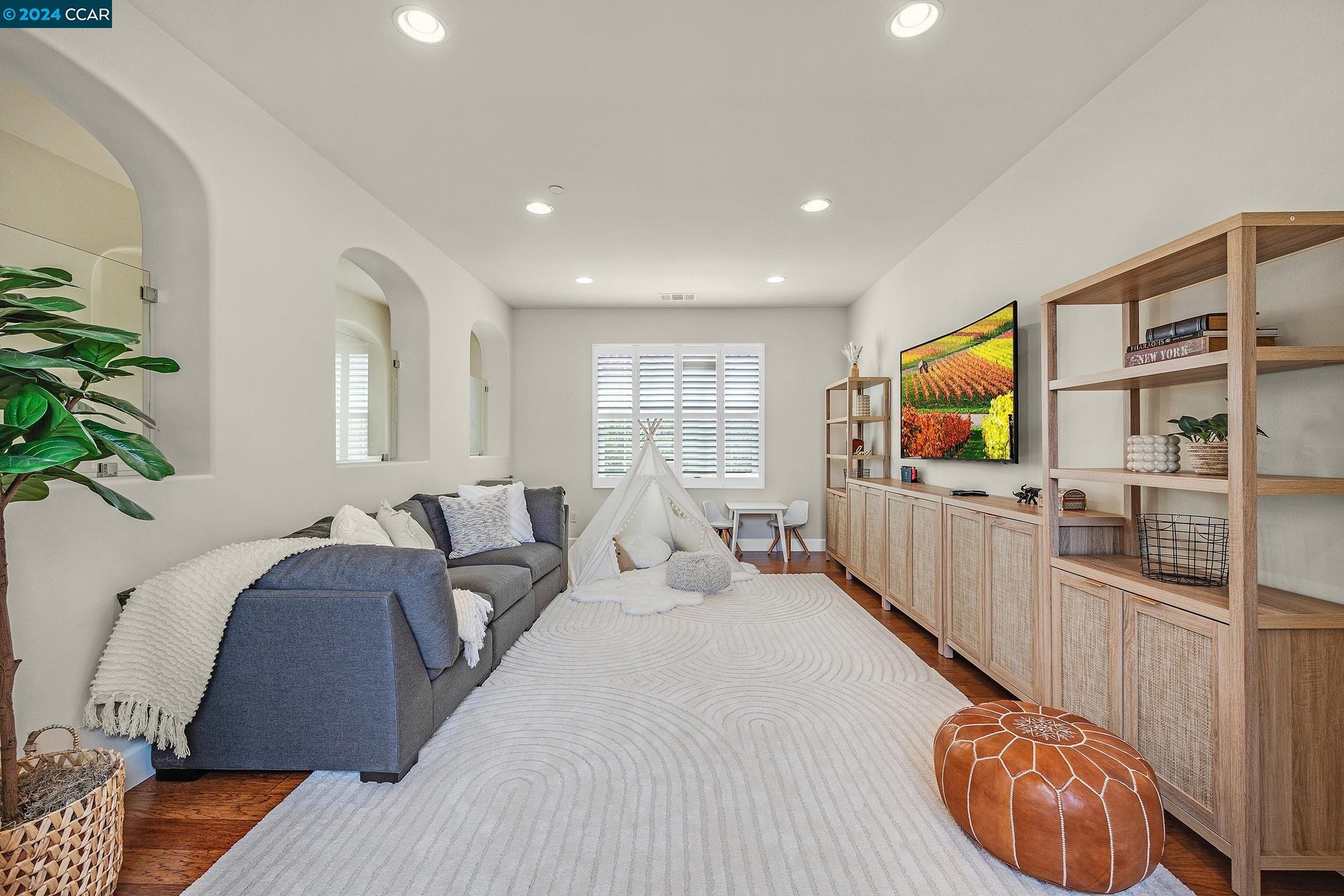 1066 South Wedgewood Road
