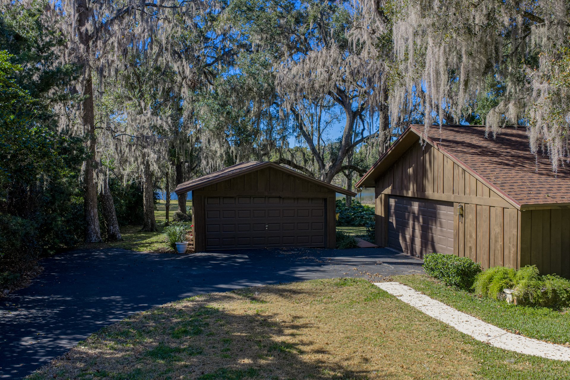 11045 FORT KING RD