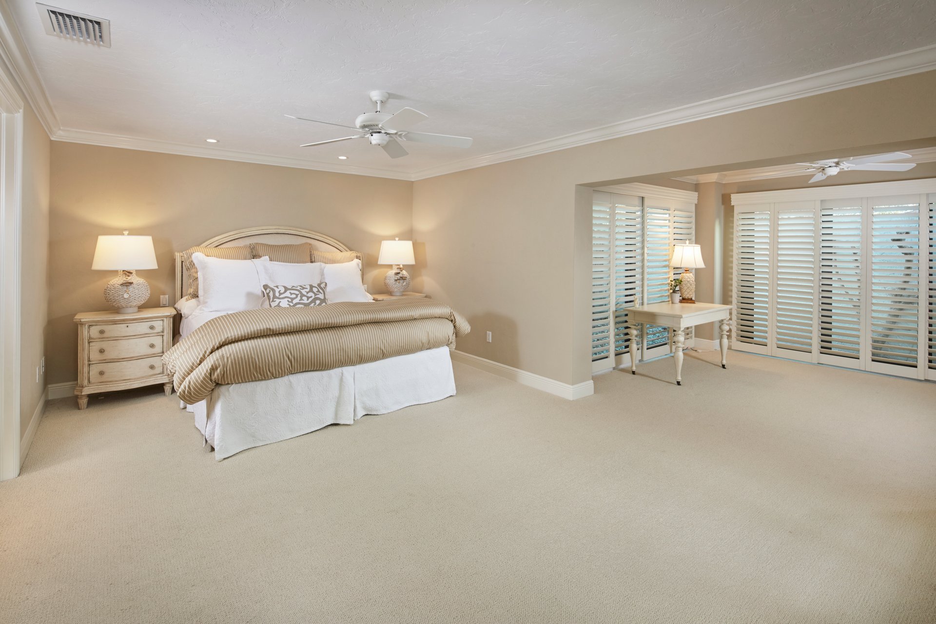 BAY VILLAS