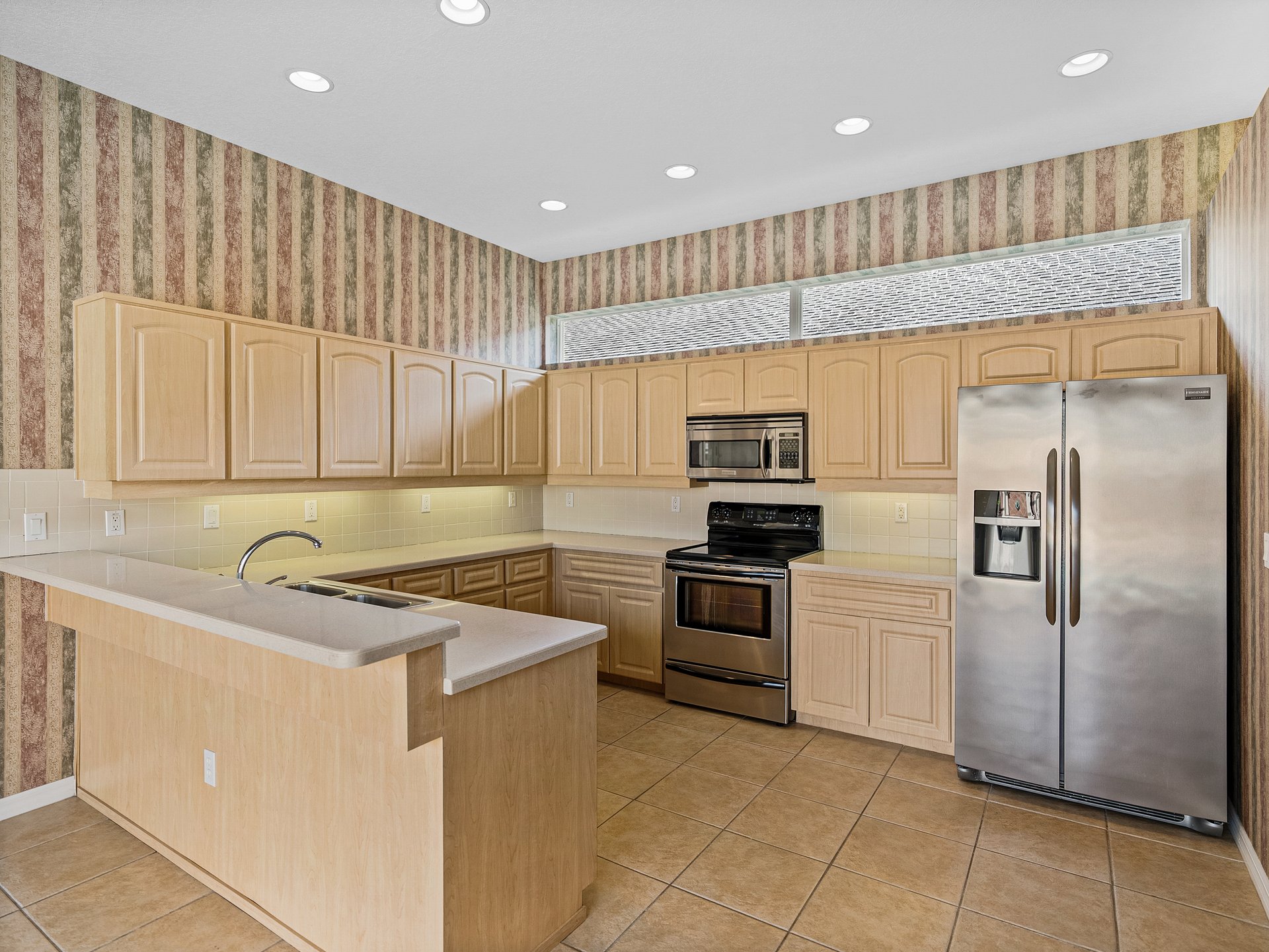 12508 FOREST HIGHLANDS DR
