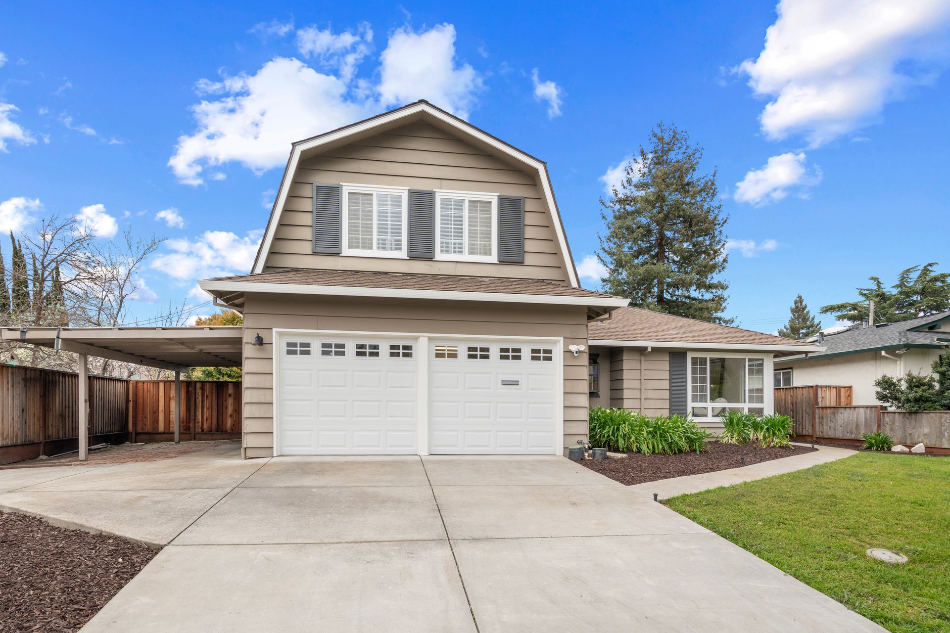699 Cornell DR