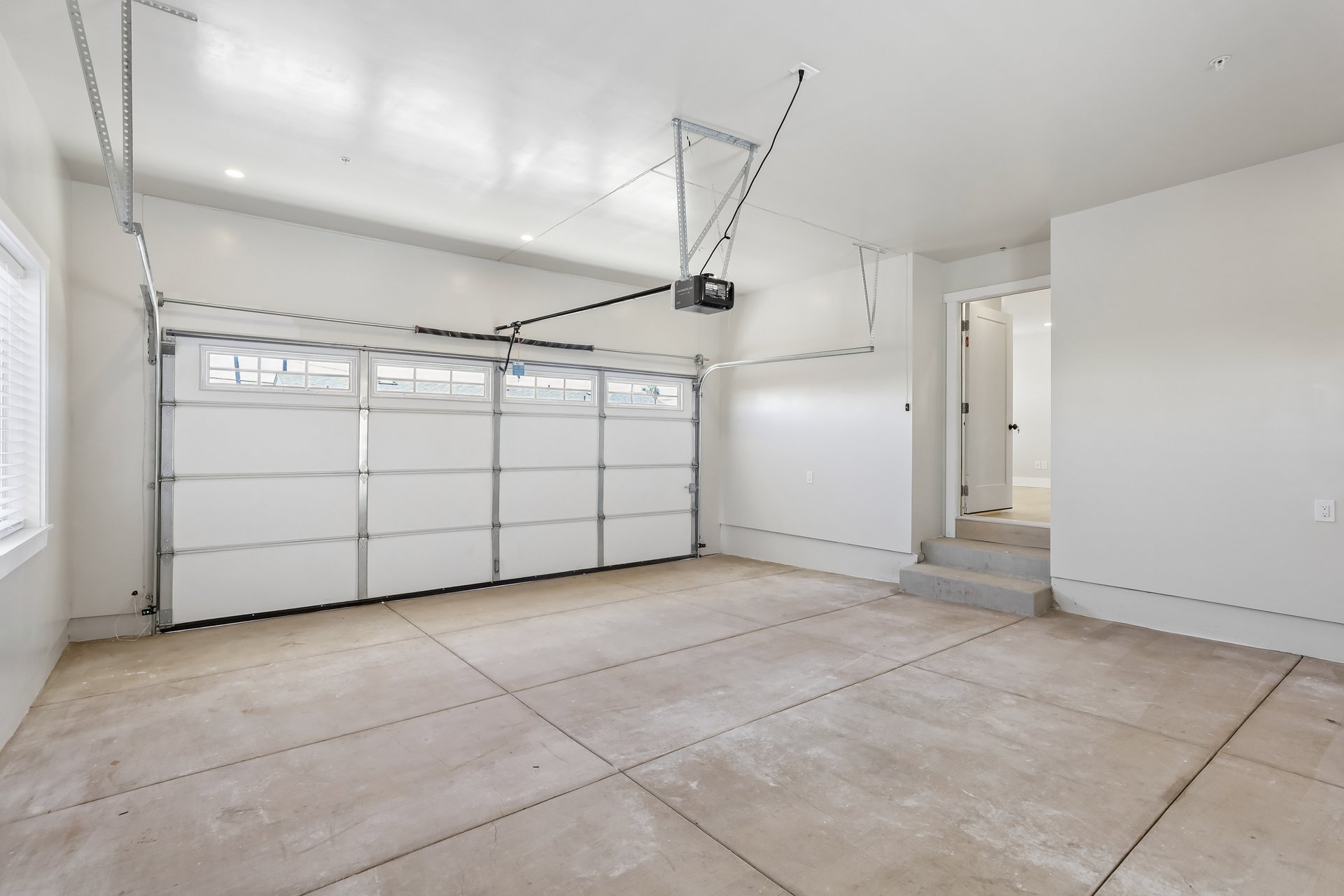 23 E Pine Street