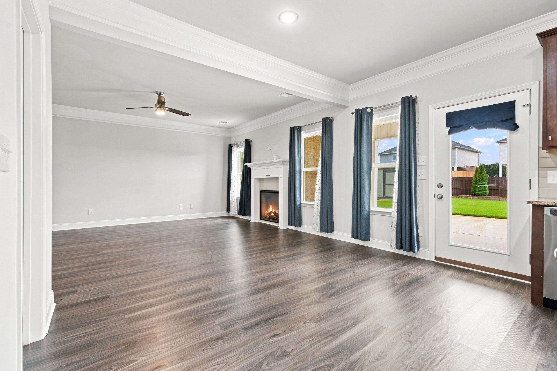 Spacious 4-Bedroom Living Near Redstone Arsenal & MidCity!