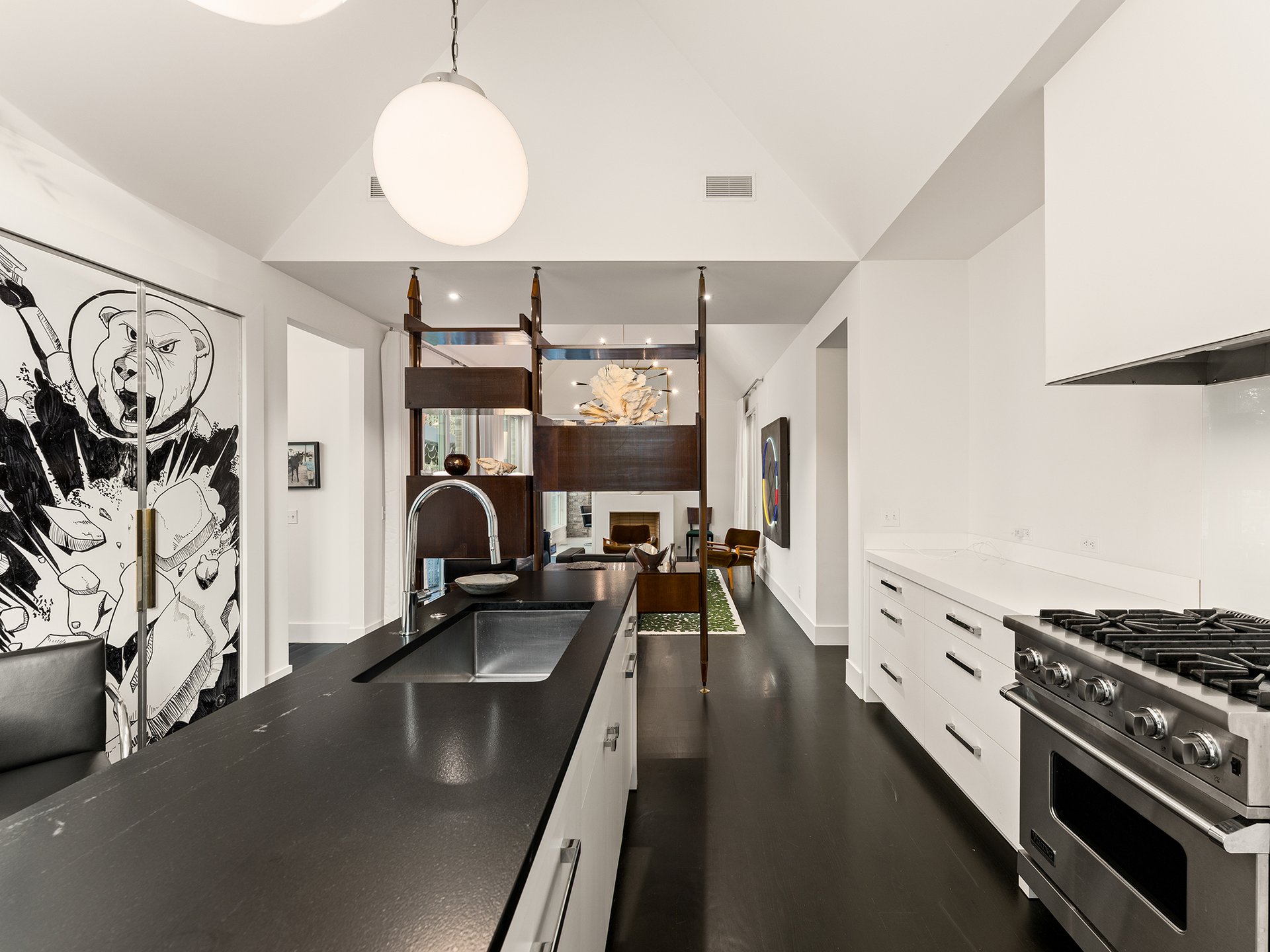 1803 Palma Plaza