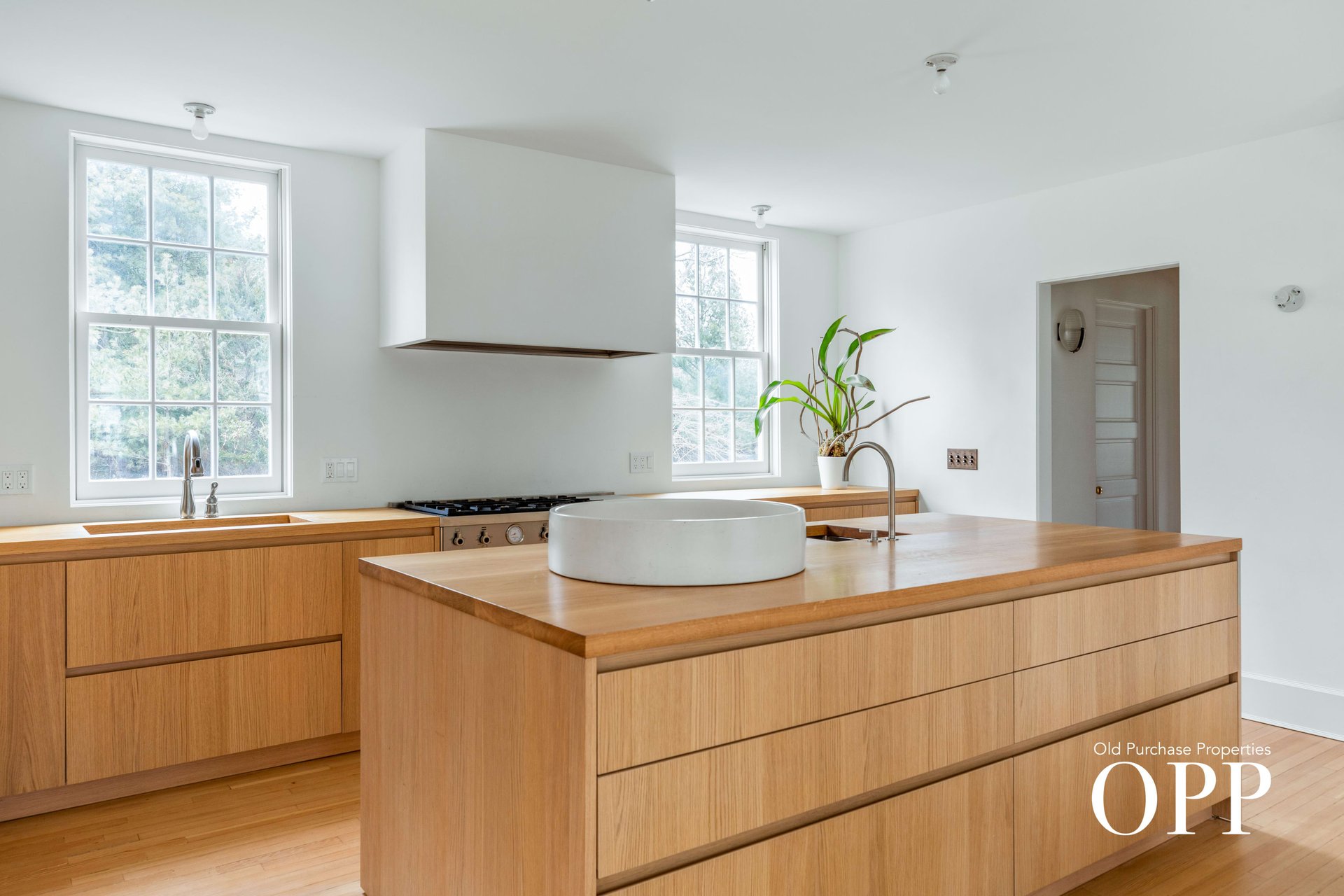 A CURATED HOME WITH DESIGNER PEDIGREE