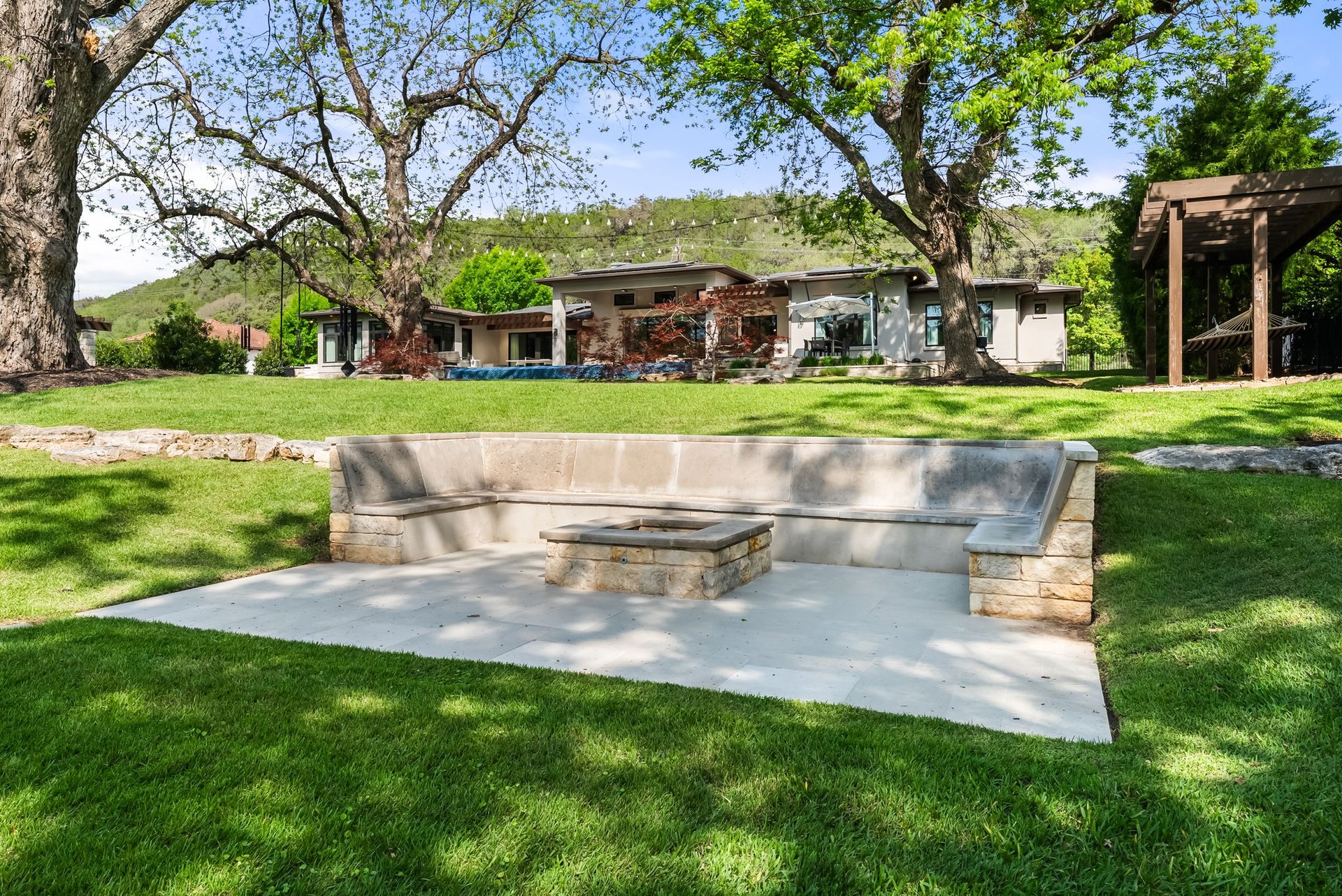 8508 Big View Drive