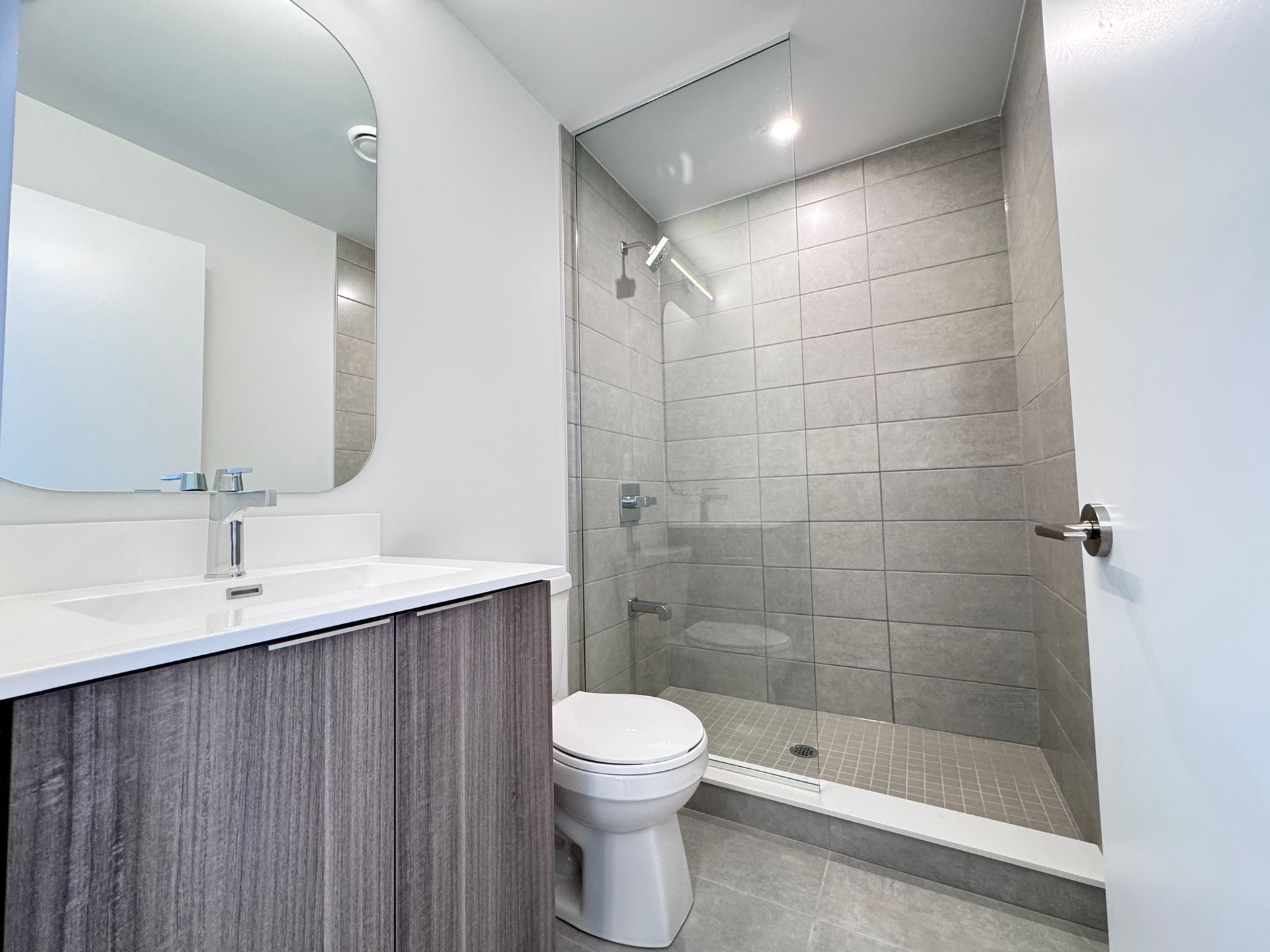 15 Richardson Street Unit: 1703